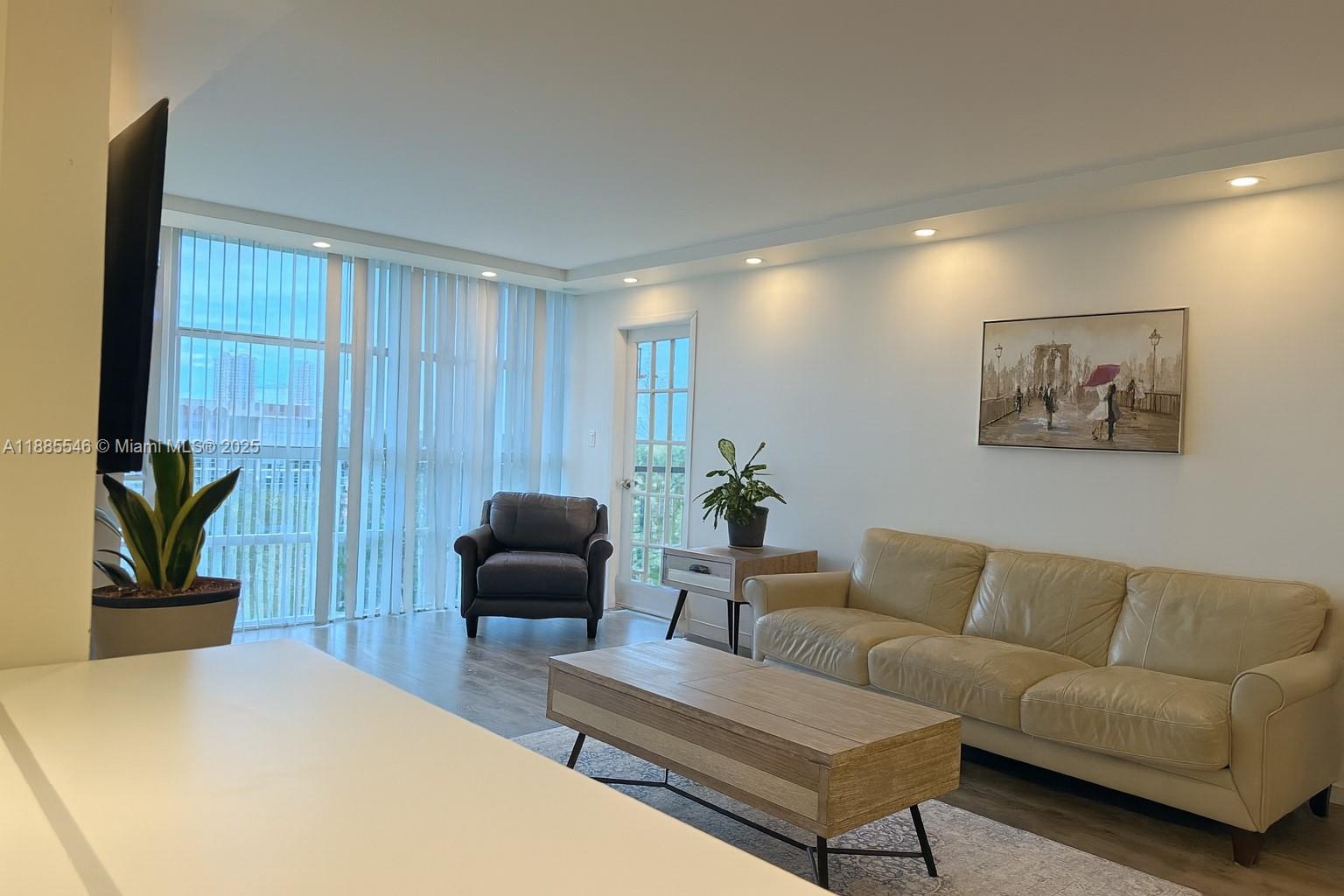 Photo of 2001 Atlantic Shores Blvd  #510, Hallandale Beach, Florida, 33009 - 
