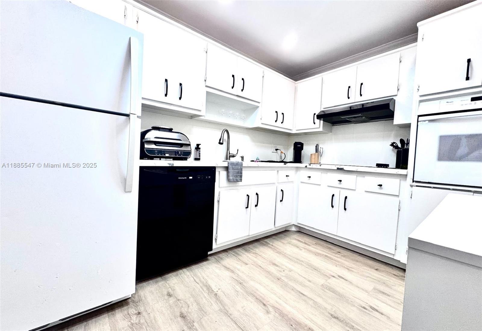 Photo of 400 Kings Point Dr  #1224, Sunny Isles Beach, Florida, 33160 - 