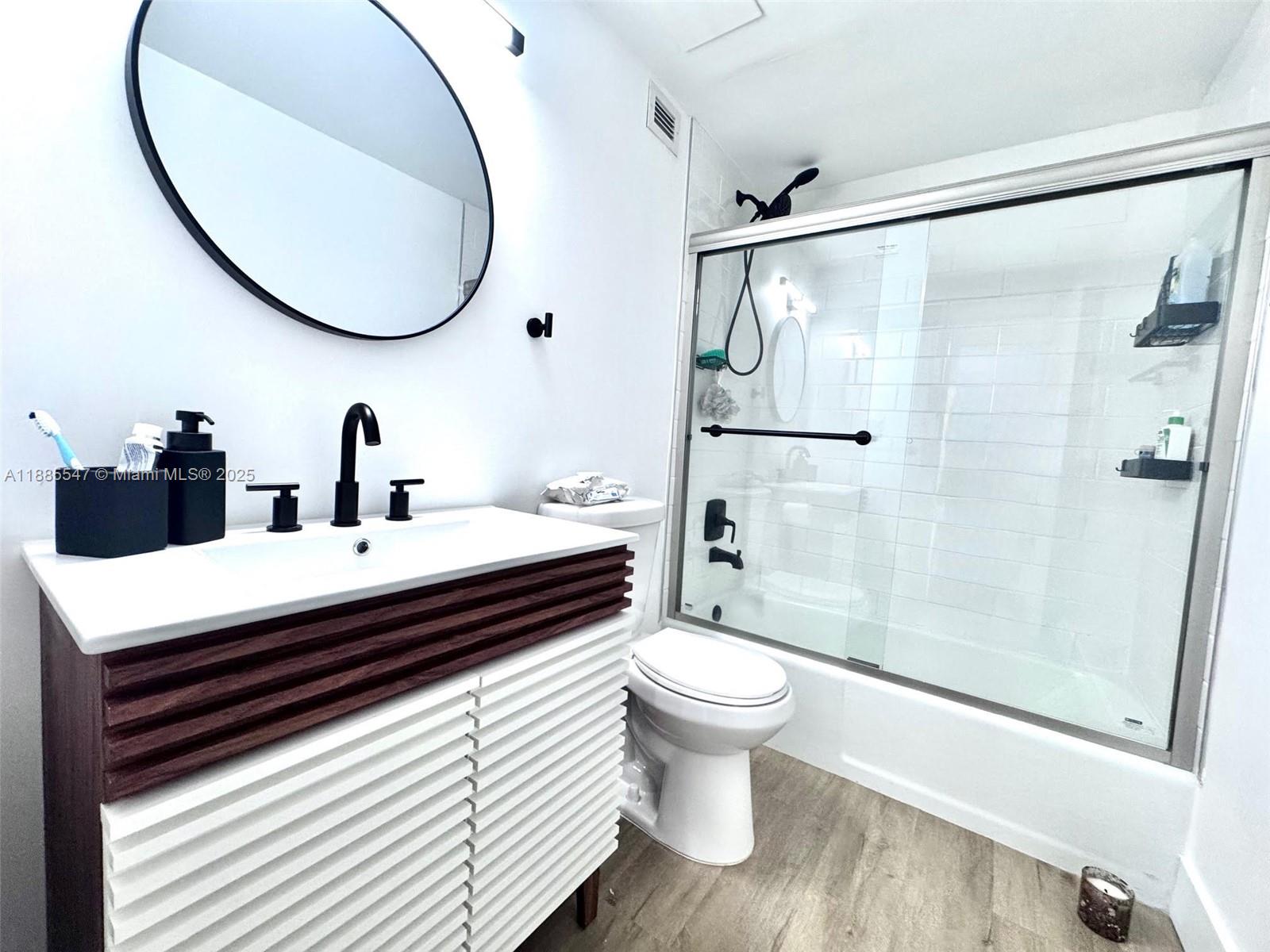 Photo of 400 Kings Point Dr  #1224, Sunny Isles Beach, Florida, 33160 - 