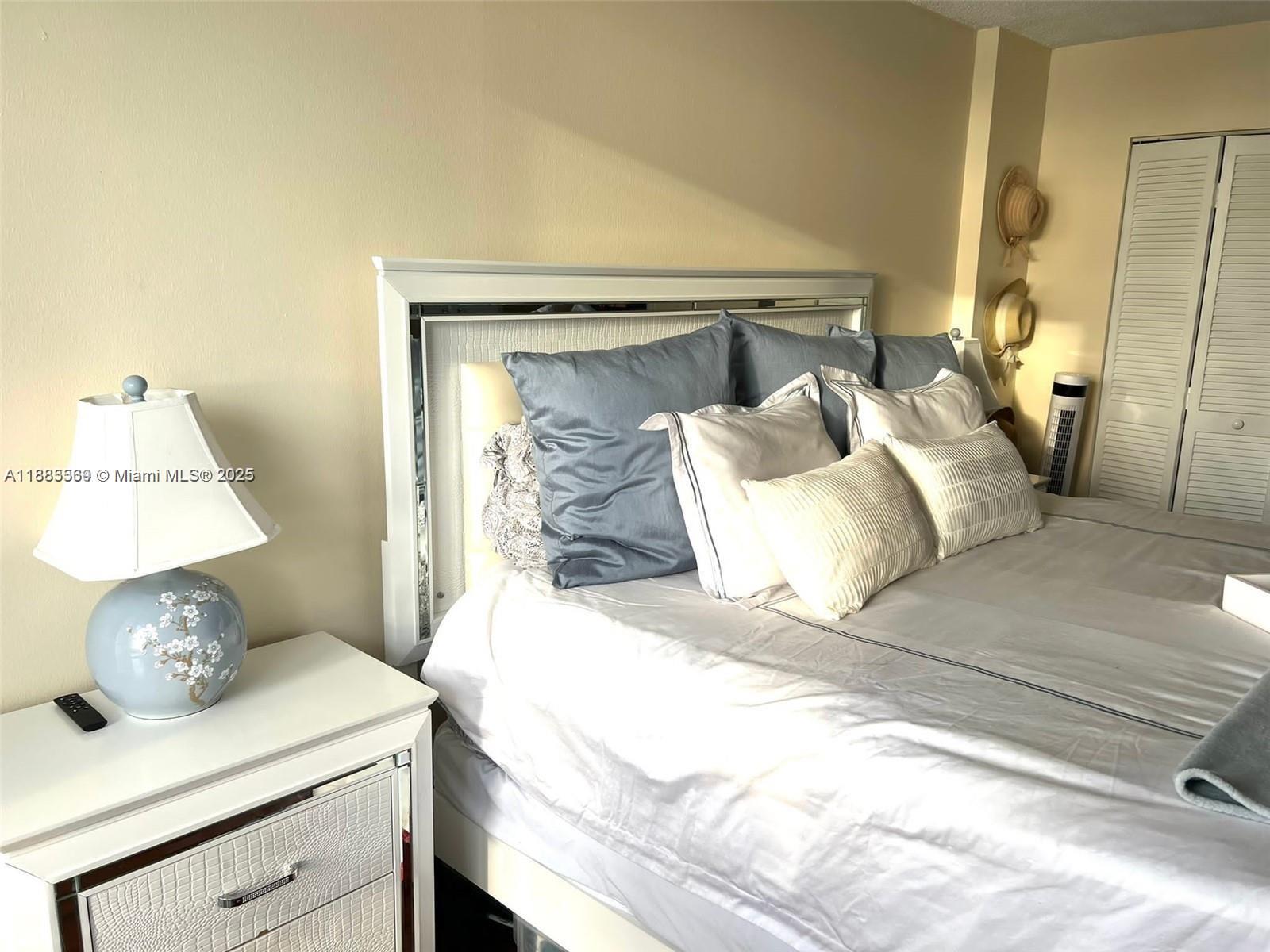 Photo of 1600 Ocean Dr  #3D, Hollywood, Florida, 33019 - 