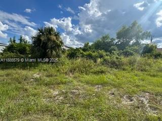   /   sq. ft. $ 2026-02-16 0 foto
