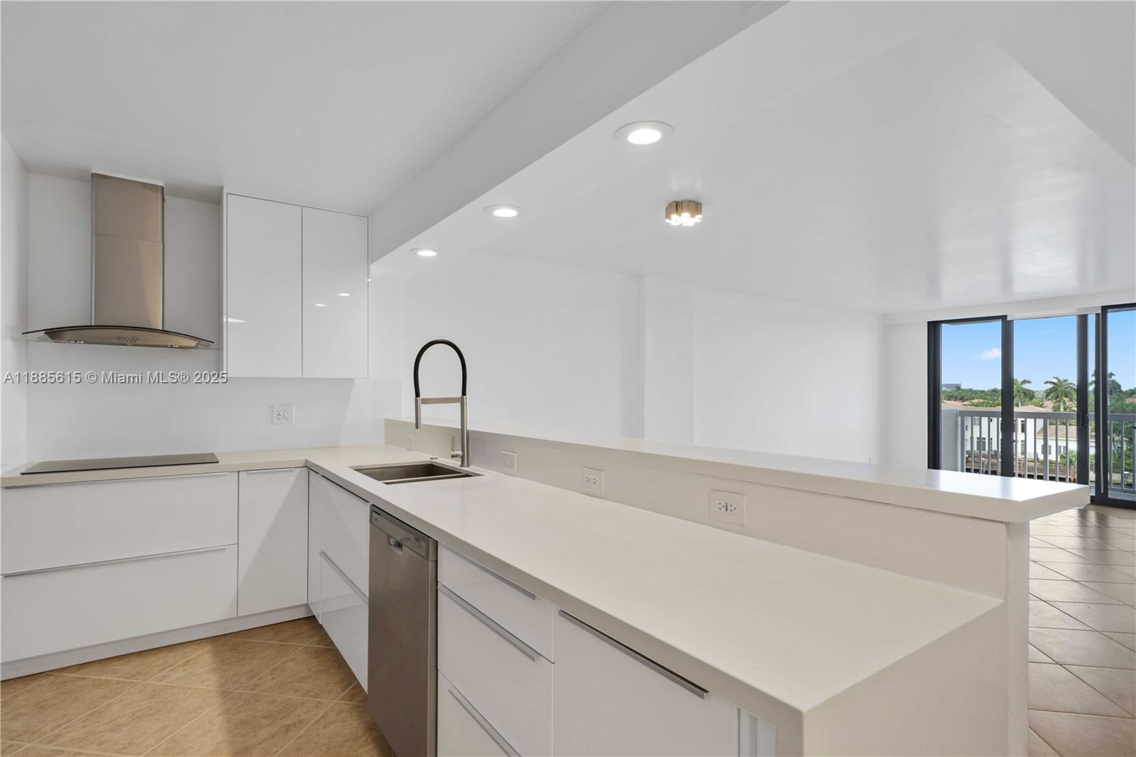 Photo of 1500 Ocean Dr  #5C, Hollywood, Florida, 33019 - 