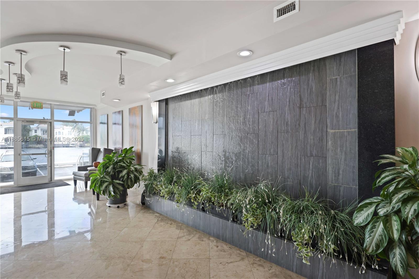 Photo of 1500 Ocean Dr  #5C, Hollywood, Florida, 33019 - 