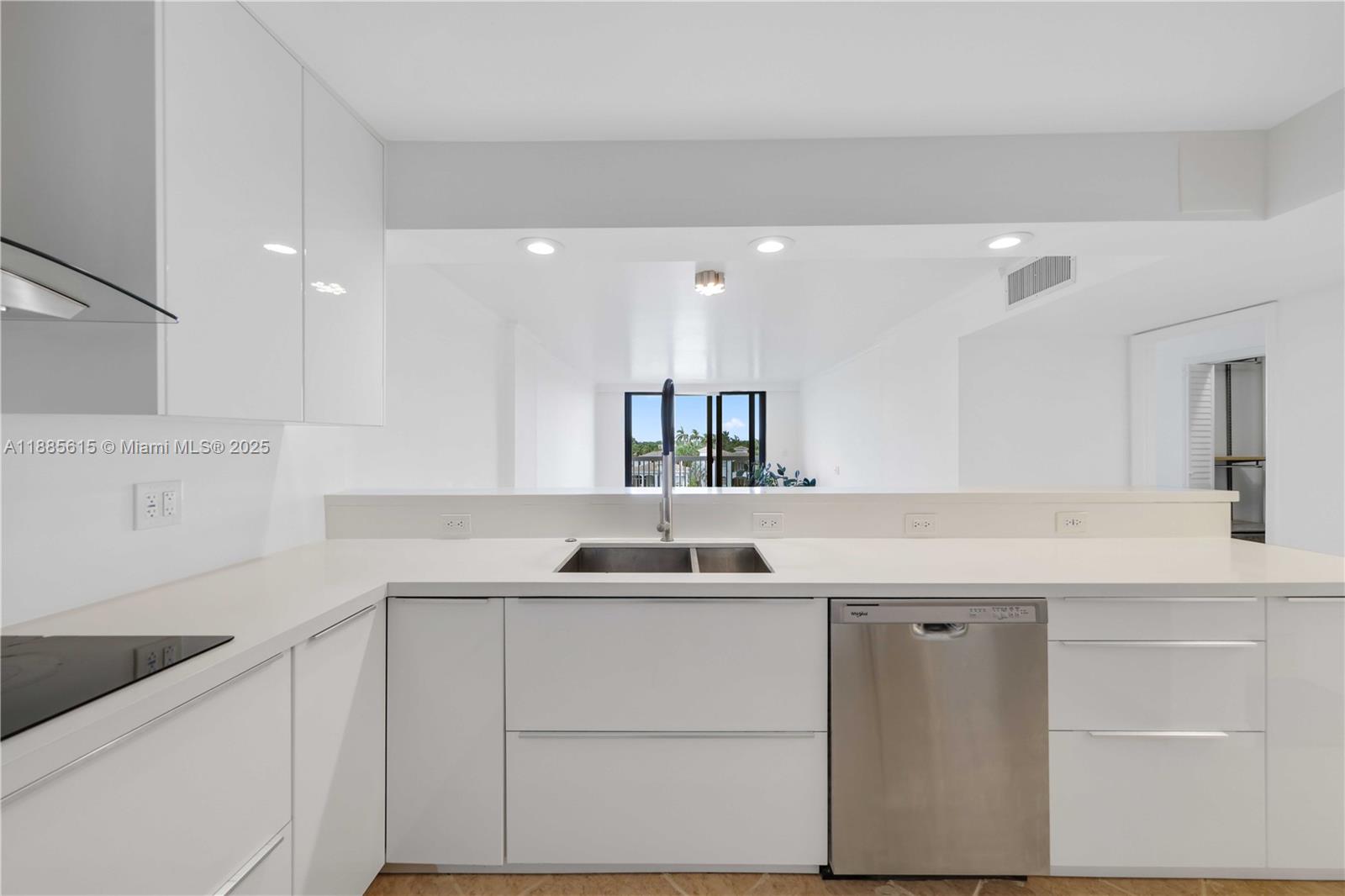 Photo of 1500 Ocean Dr  #5C, Hollywood, Florida, 33019 - 