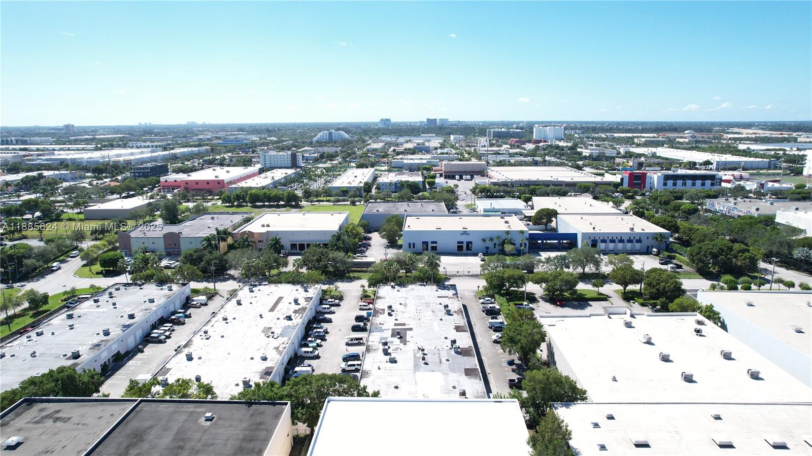 See details 10855 / sq. ft. $ 2025-09-26 0 Photo