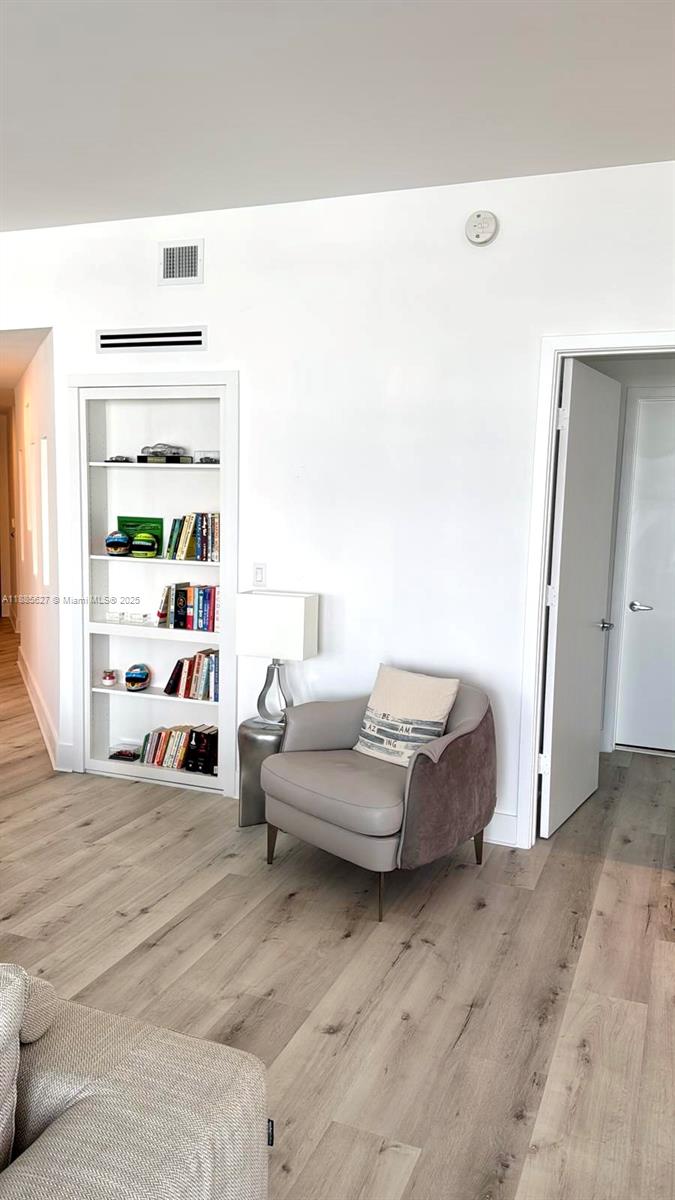 Photo of 17111 Biscayne Blvd  #401, North Miami Beach, Florida, 33160 - 
