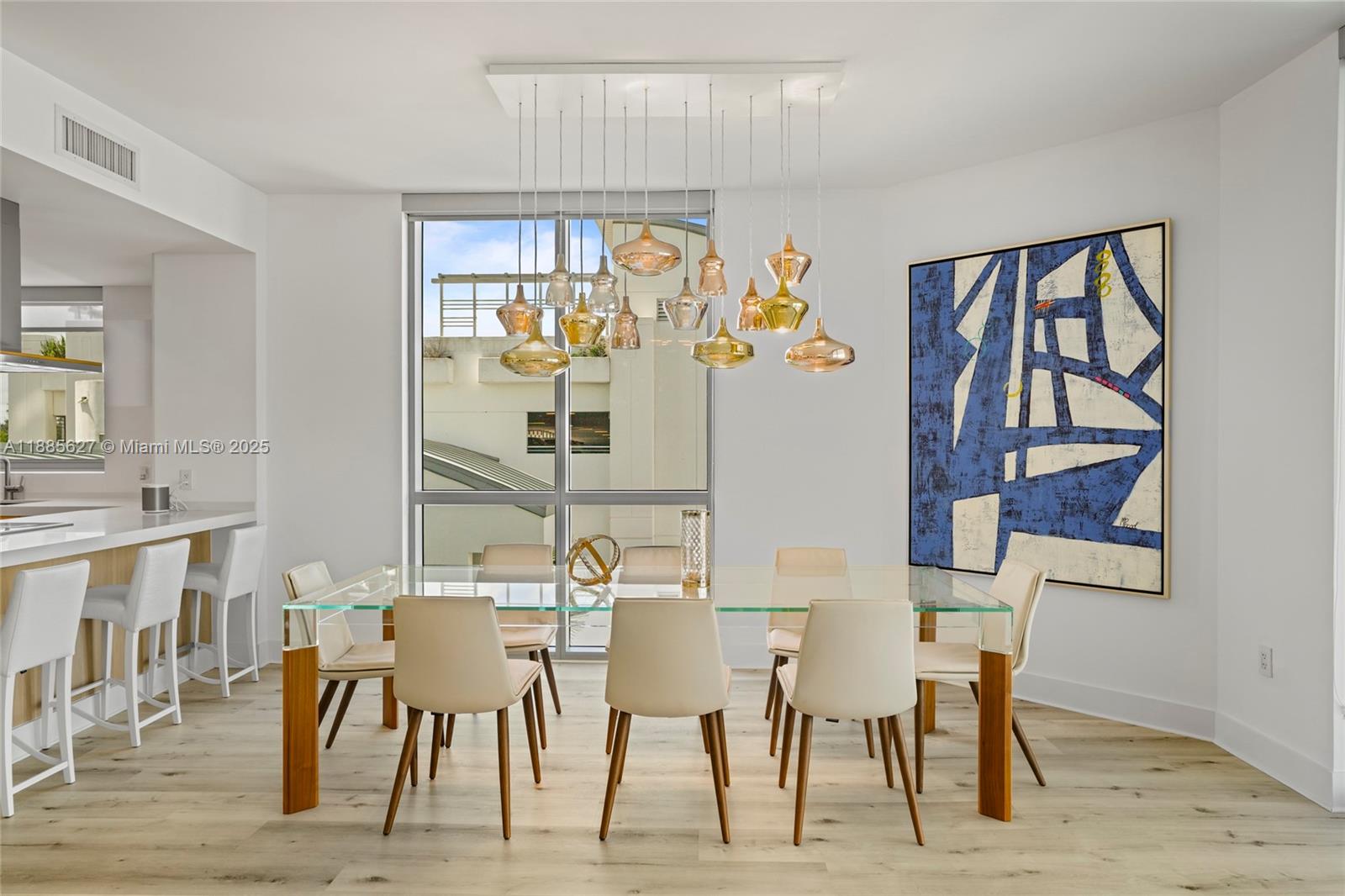 Photo of 17111 Biscayne Blvd #401, North Miami Beach, Florida, 33160 -