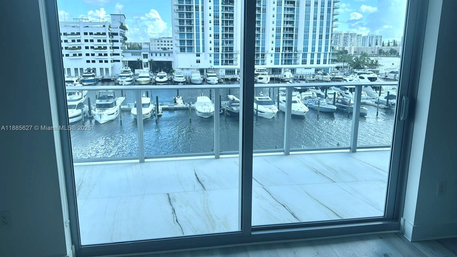 Photo of 17111 Biscayne Blvd  #401, North Miami Beach, Florida, 33160 - 