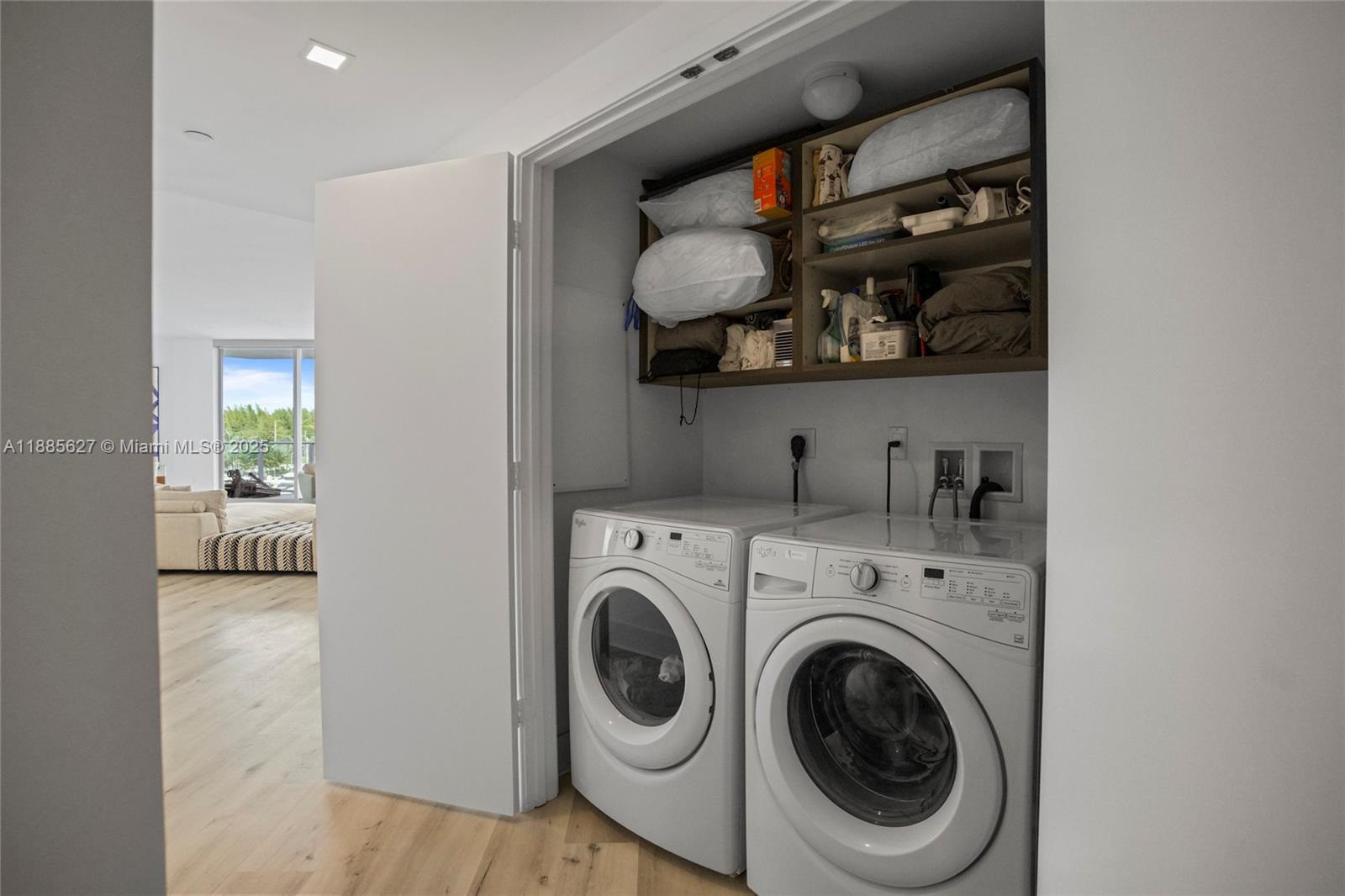 Photo of 17111 Biscayne Blvd #401, North Miami Beach, Florida, 33160 -