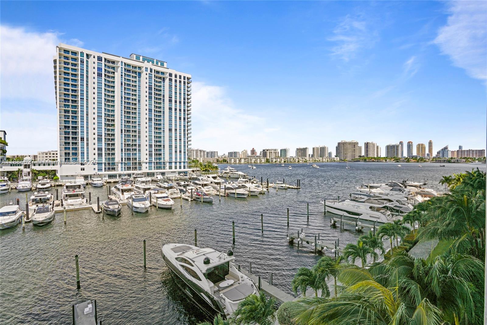 Photo of 17111 Biscayne Blvd #401, North Miami Beach, Florida, 33160 -