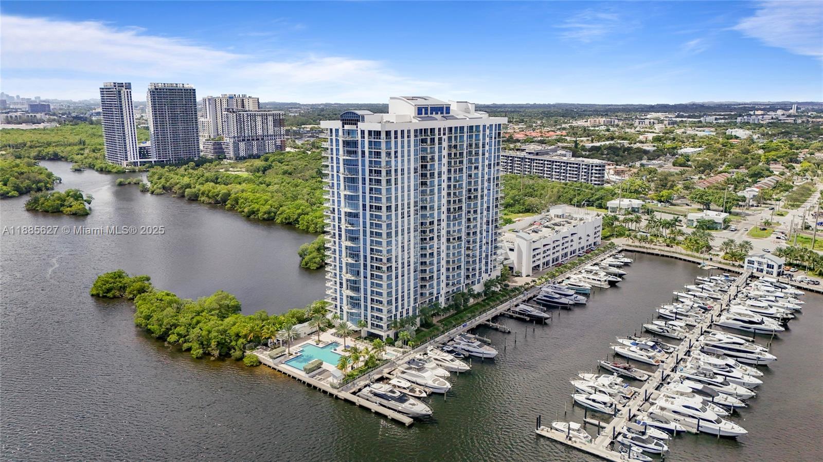 Photo of 17111 Biscayne Blvd #401, North Miami Beach, Florida, 33160 -