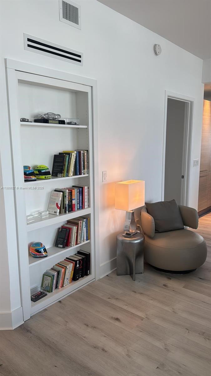 Photo of 17111 Biscayne Blvd  #401, North Miami Beach, Florida, 33160 - 