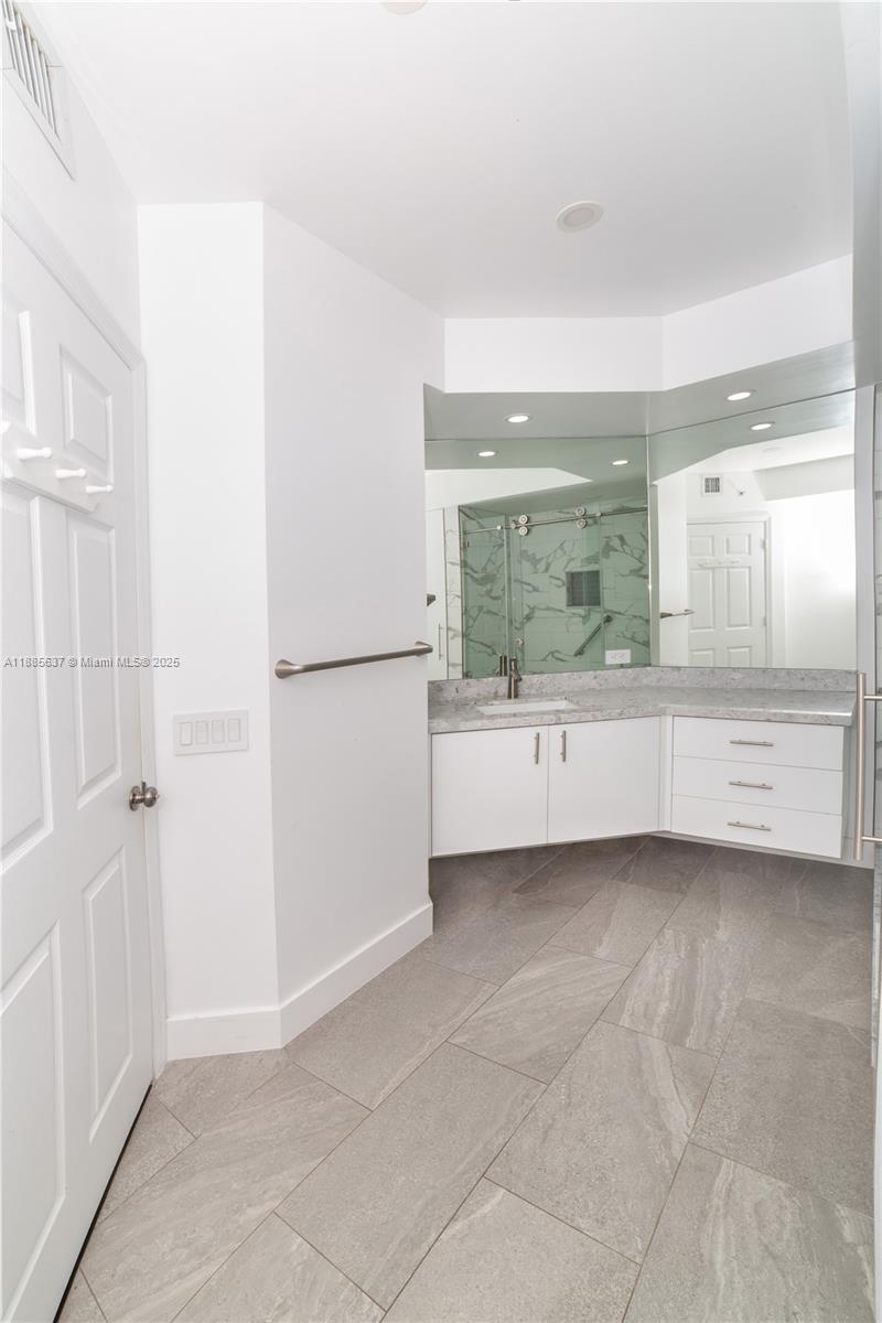 Photo of 17150 Bay Rd  #2914, Sunny Isles Beach, Florida, 33160 - 