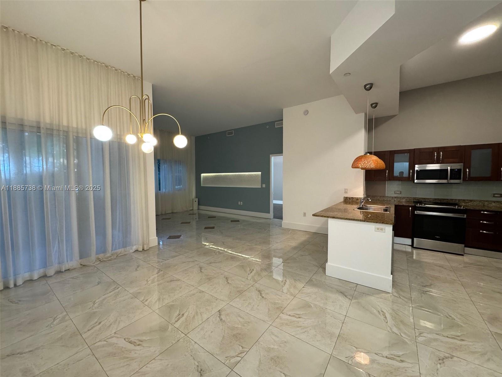 Photo of 20000 Country Club Dr  #104, Aventura, Florida, 33180 -