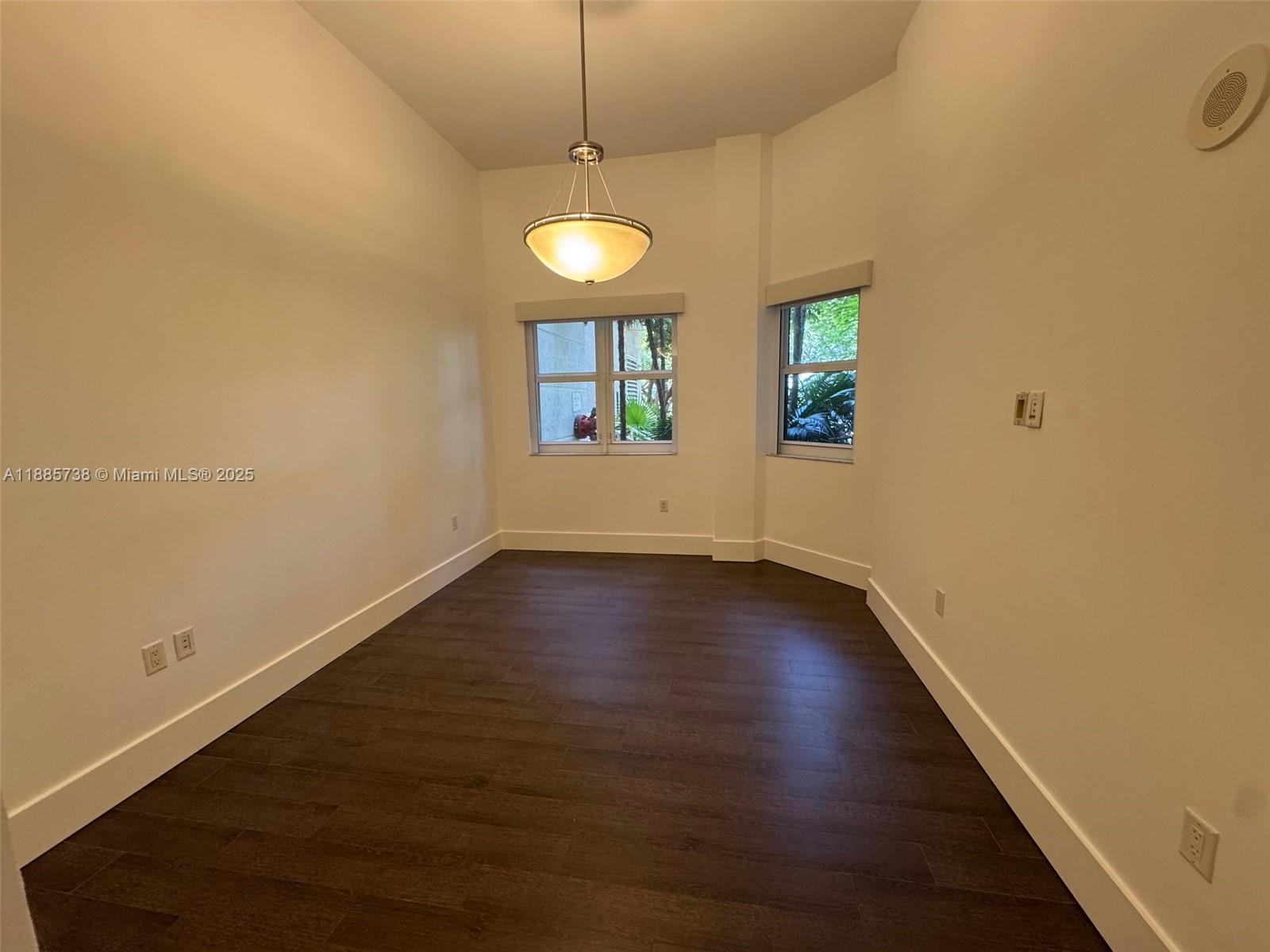 Photo of 20000 Country Club Dr  #104, Aventura, Florida, 33180 -