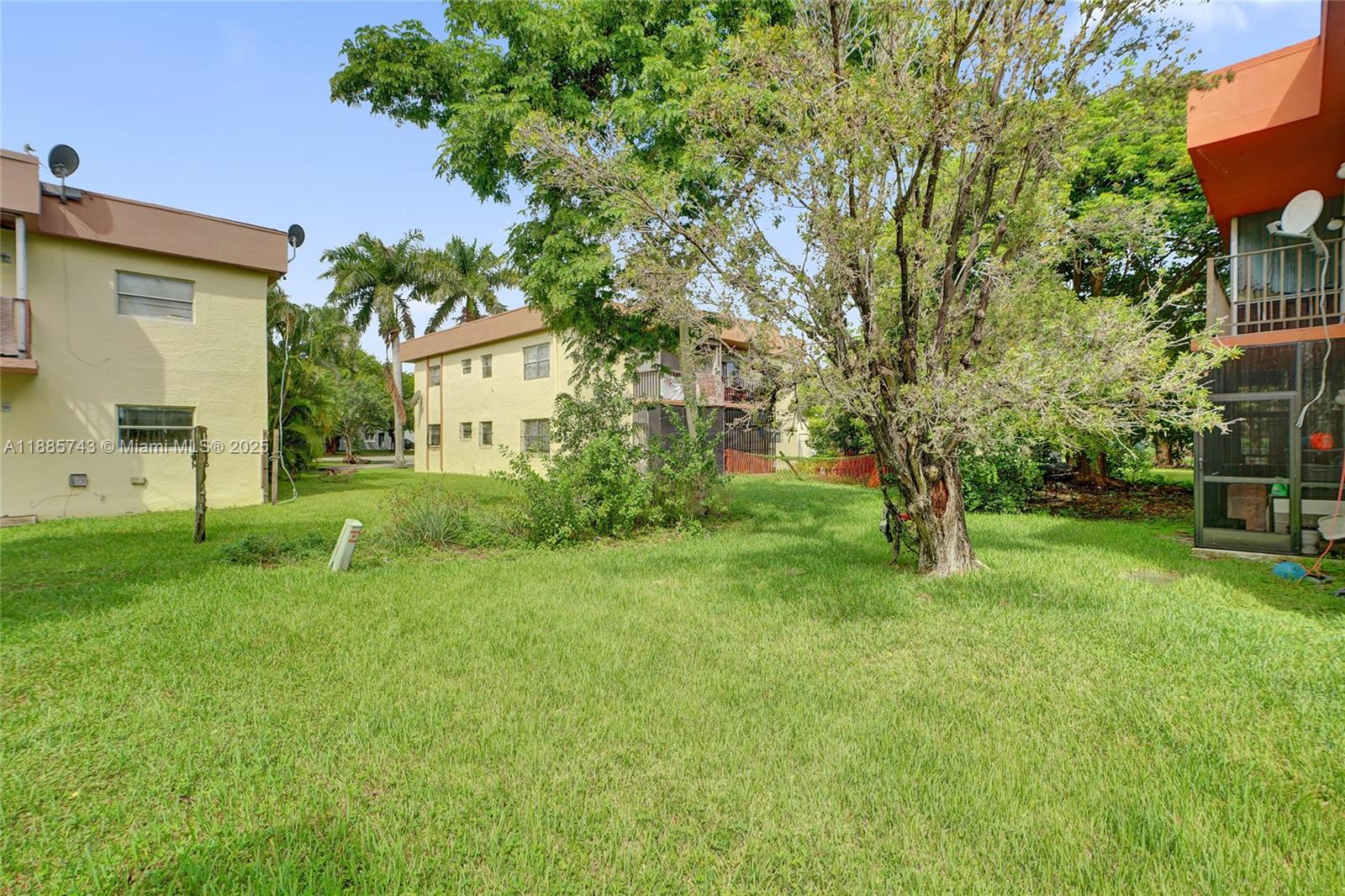   /  905 sq. ft. $ 2025-09-26 0 Photo