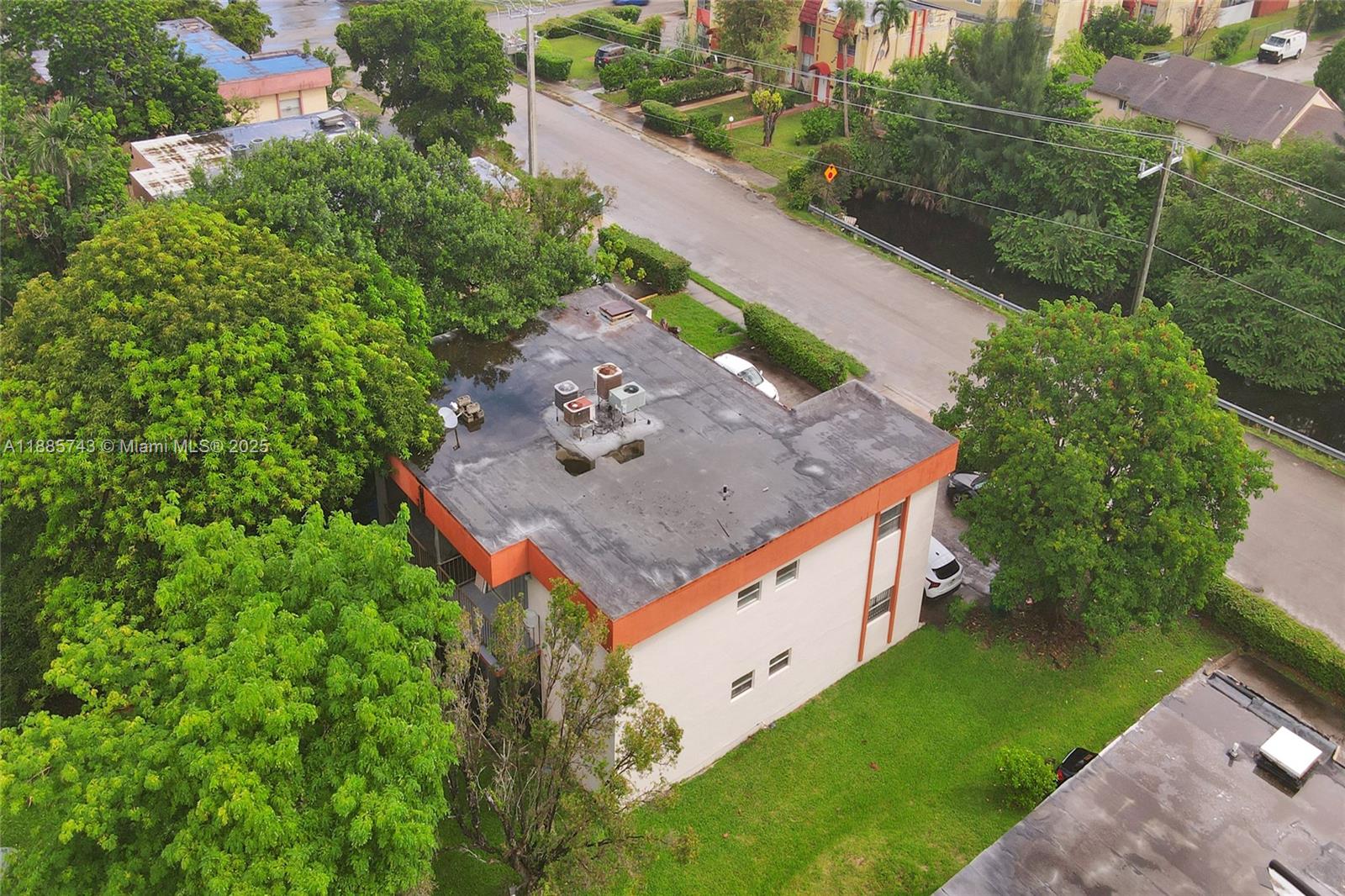   /  905 sq. ft. $ 2025-09-26 0 Photo