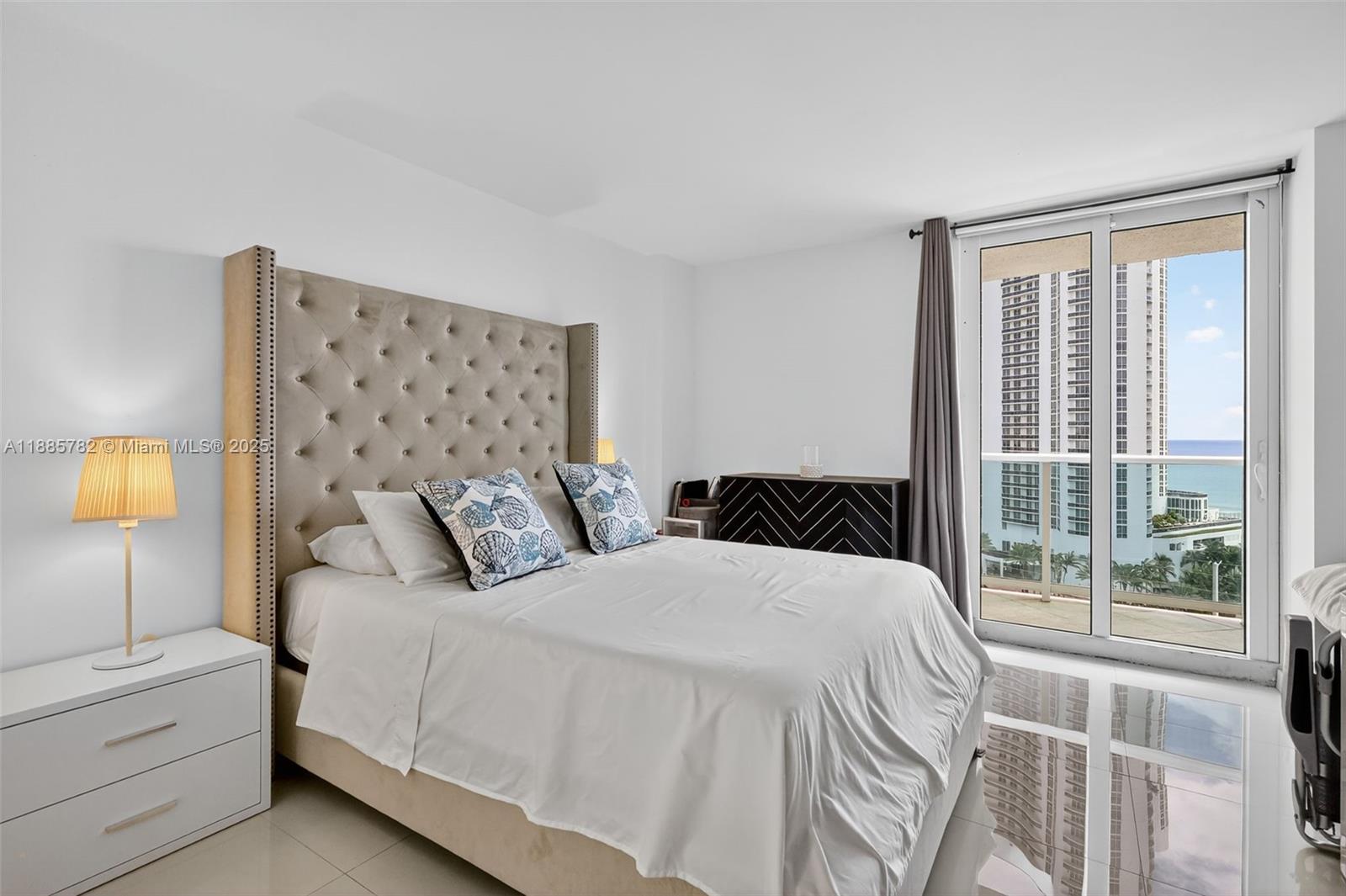 1512 1 / 2 991 sq. ft. $ 2025-09-26 0 foto