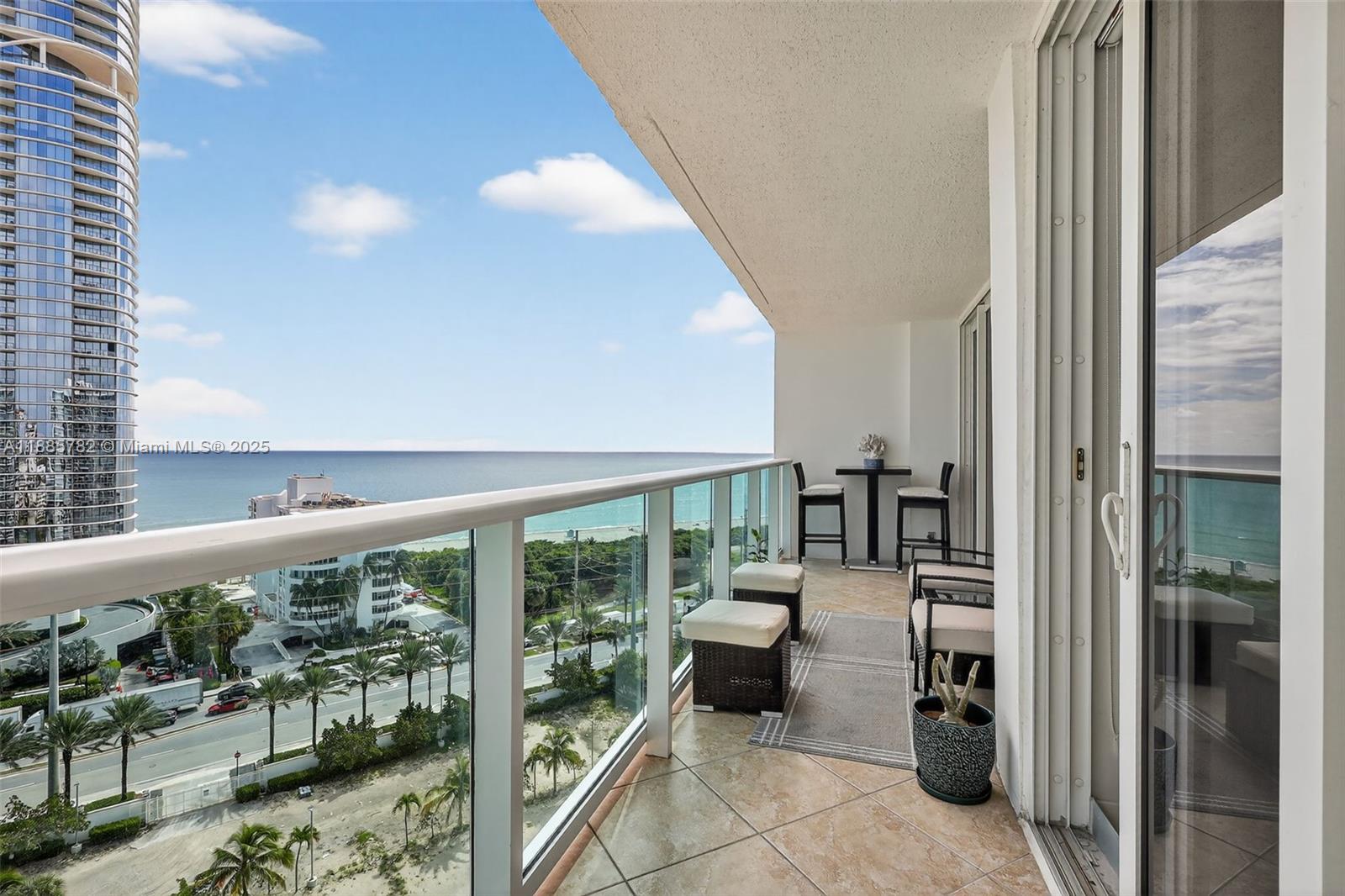 1512 1 / 2 991 sq. ft. $ 2025-09-26 0 foto