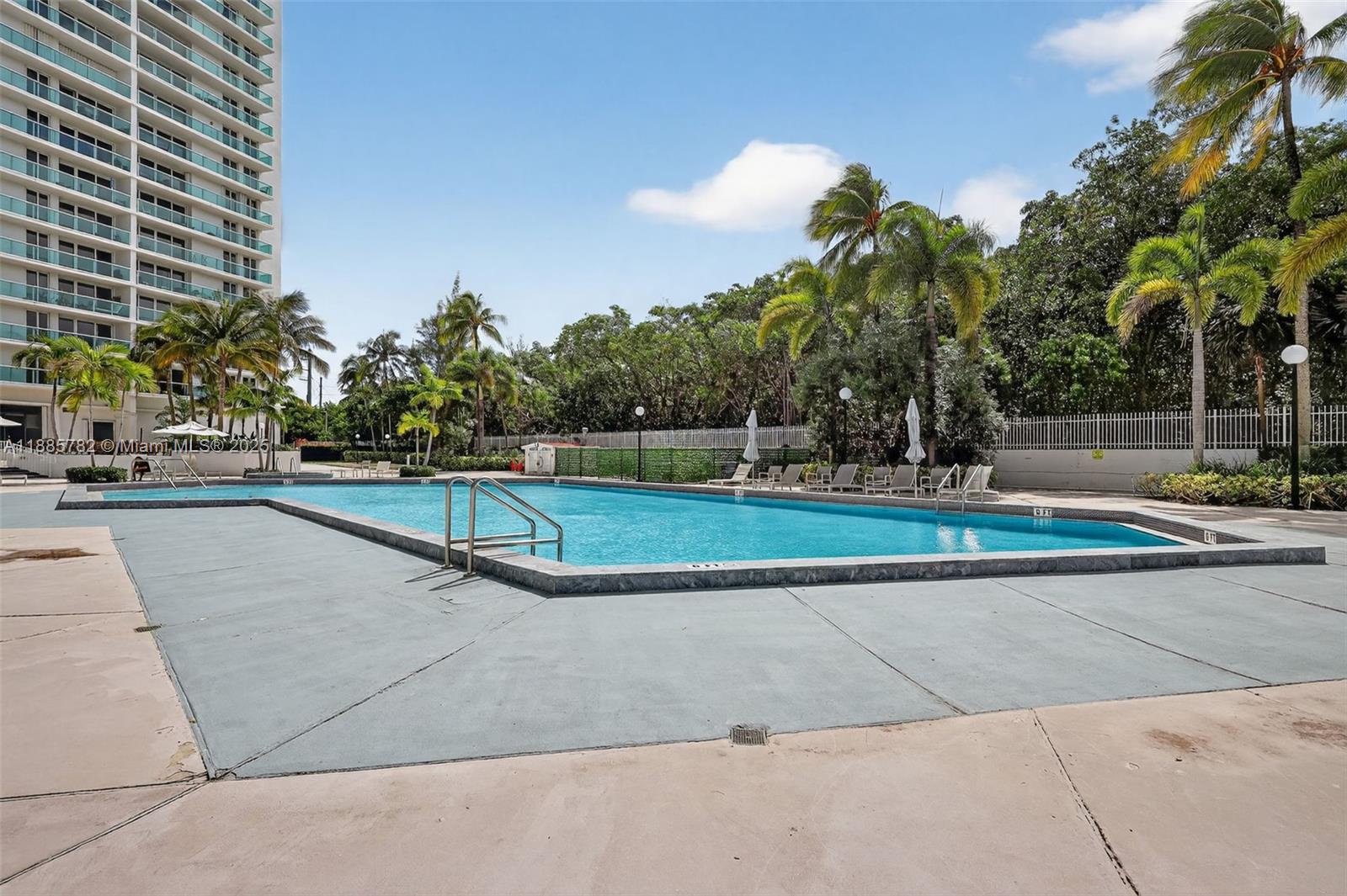 1512 1 / 2 991 sq. ft. $ 2025-09-26 0 foto
