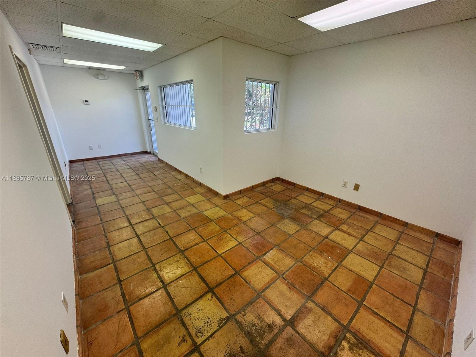 10849  /   sq. ft. $ 2025-09-26 0 foto
