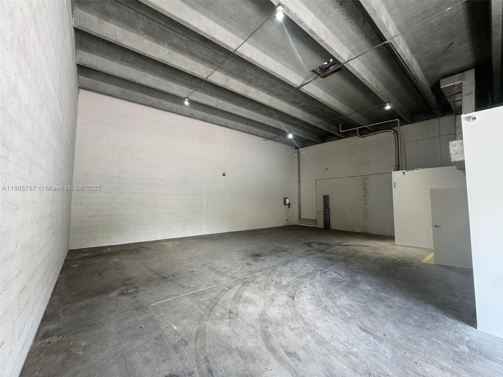 10849  /   sq. ft. $ 2025-09-26 0 foto