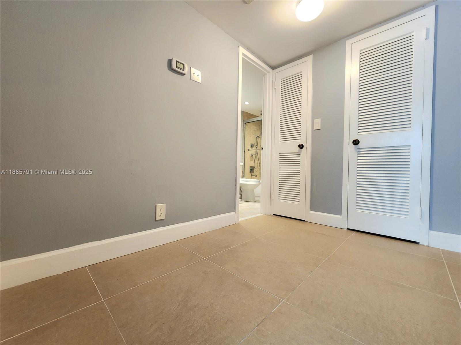 Photo of 2030 Ocean Dr  #1218, Hallandale Beach, Florida, 33009 - Sitting-Dressing-Office Area