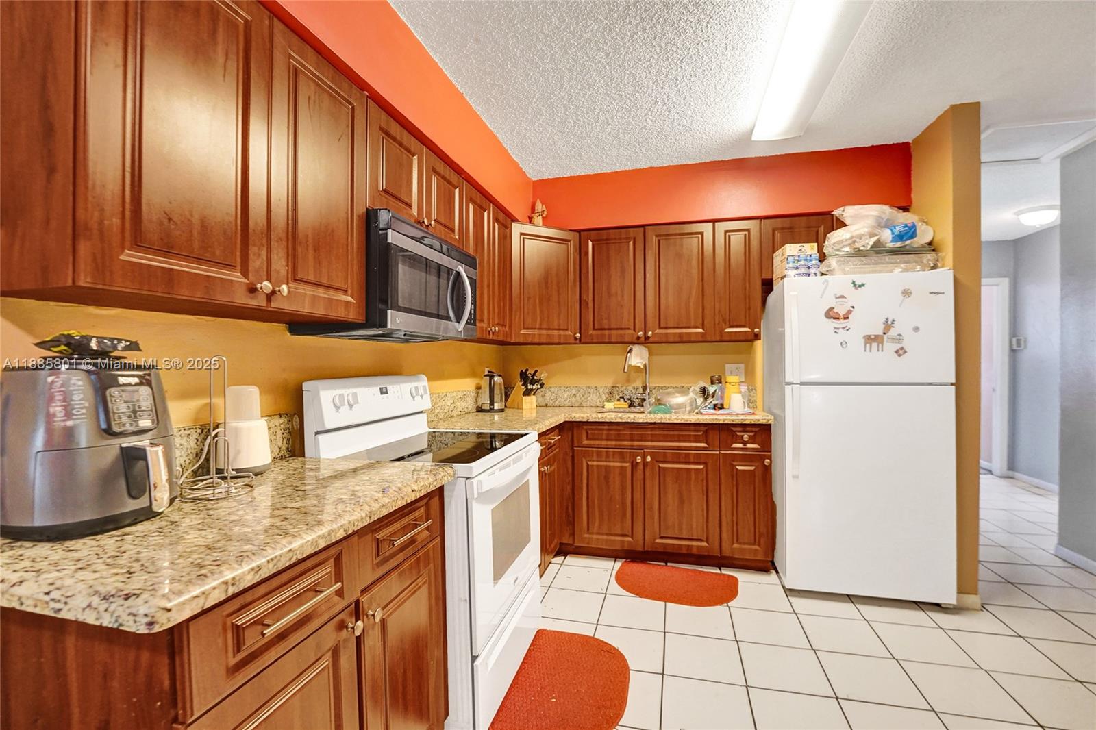   /  2894 sq. ft. $ 2025-09-27 0 Photo