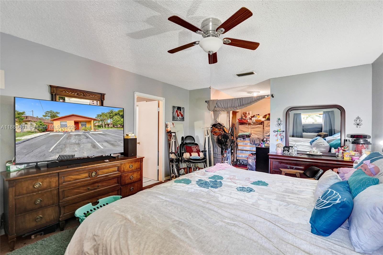   /  2894 sq. ft. $ 2025-09-27 0 Photo