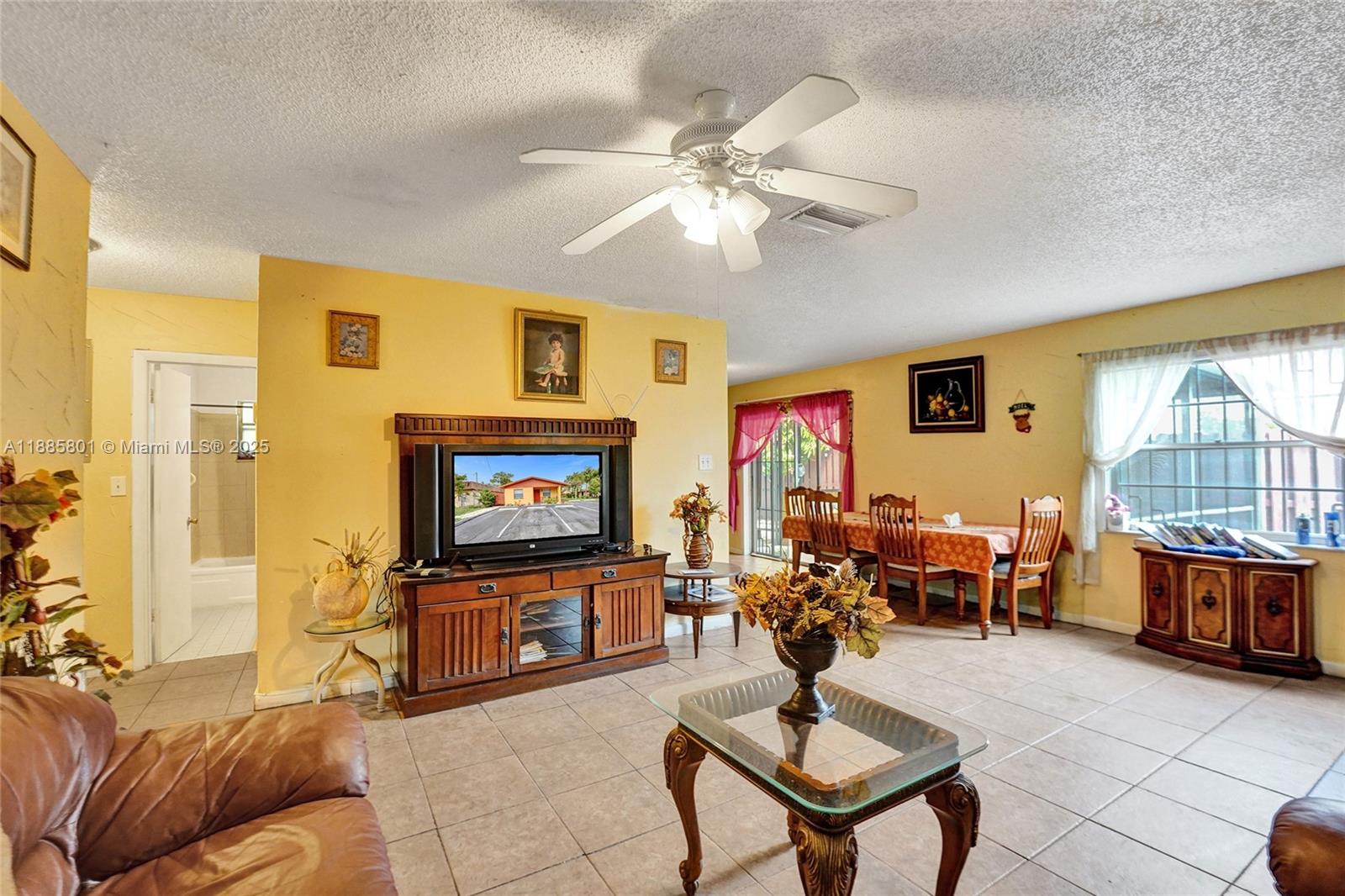   /  2894 sq. ft. $ 2025-09-27 0 Photo