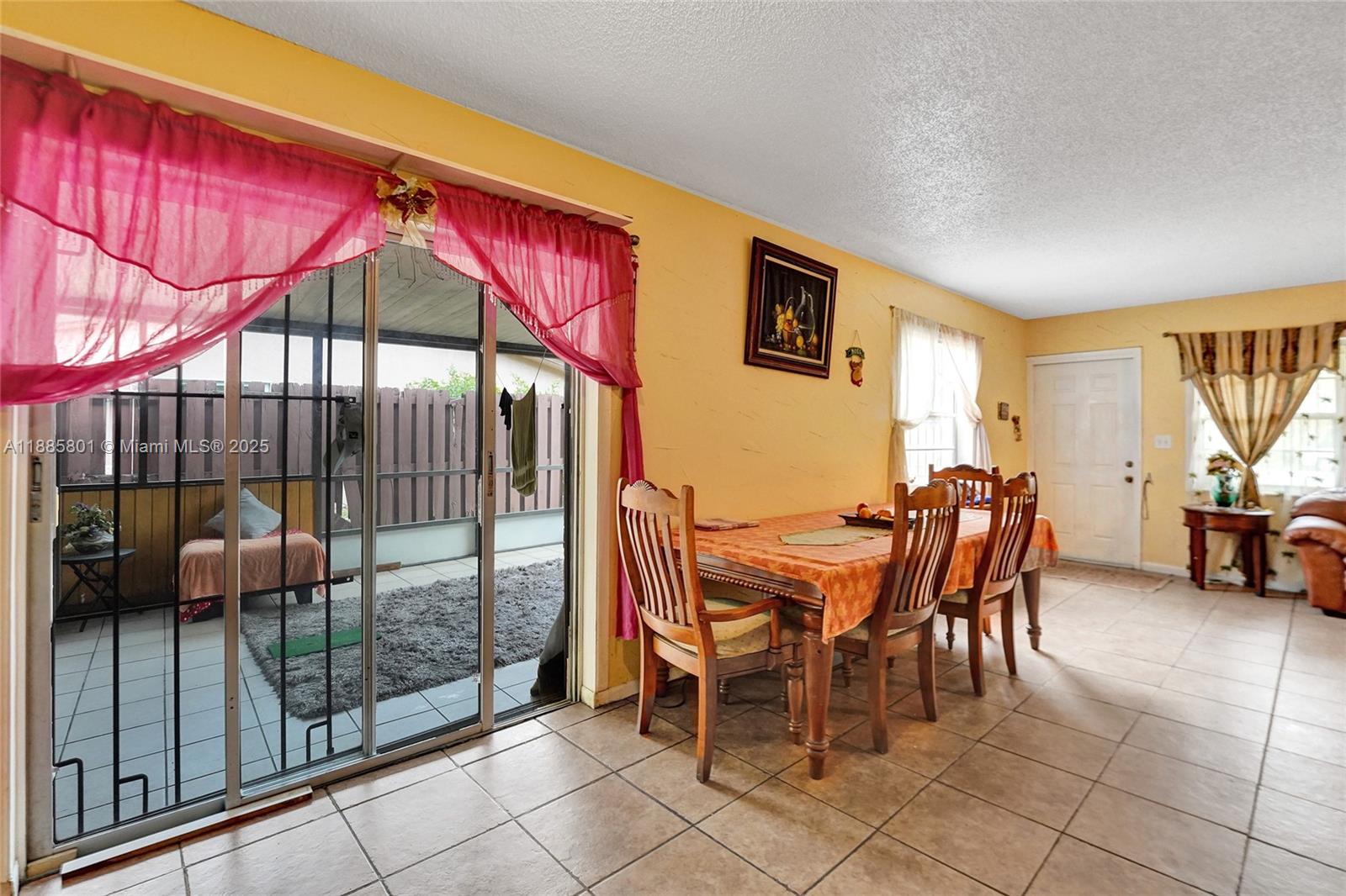   /  2894 sq. ft. $ 2025-09-27 0 Photo