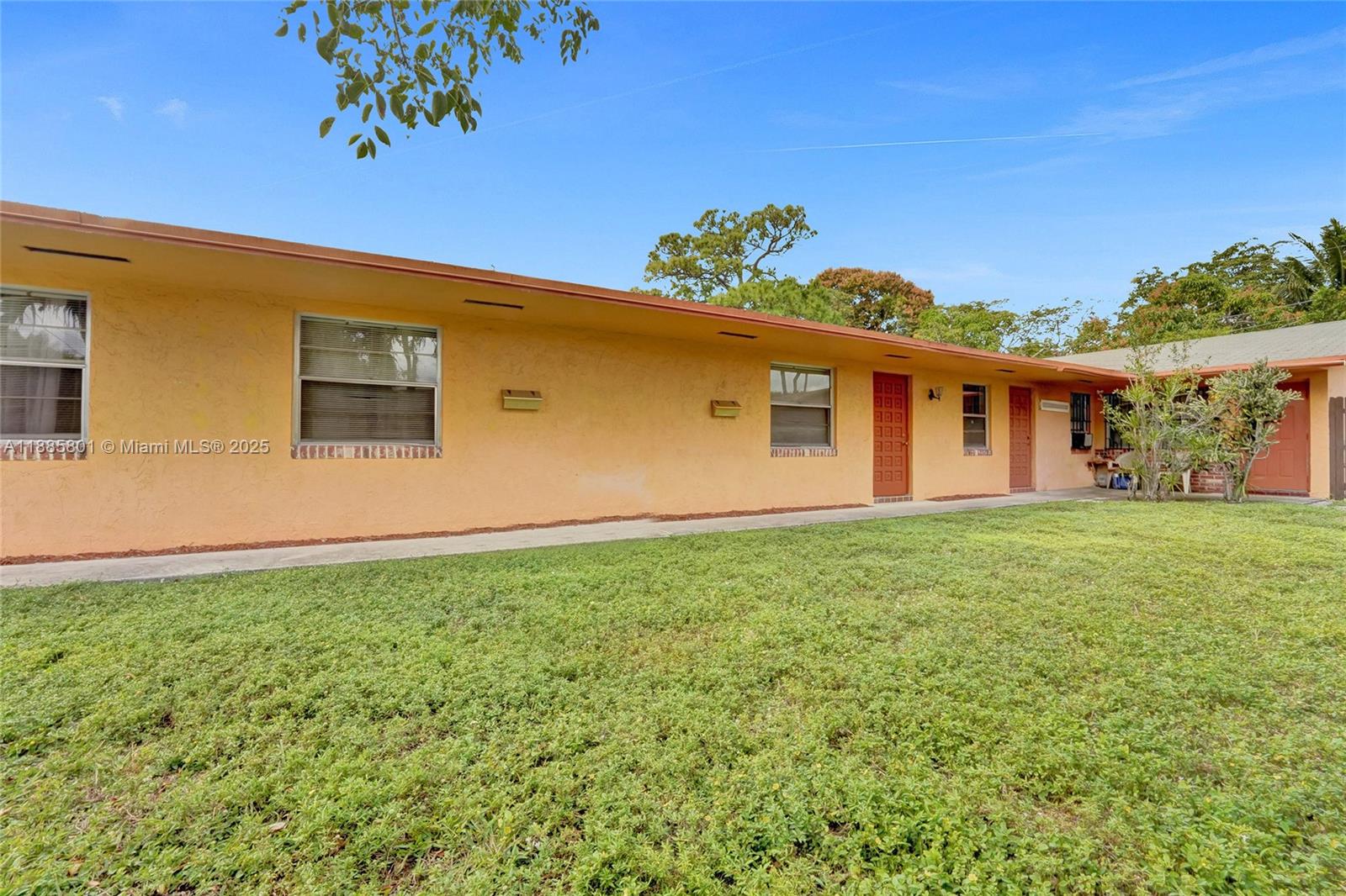   /  2894 sq. ft. $ 2025-09-27 0 Photo