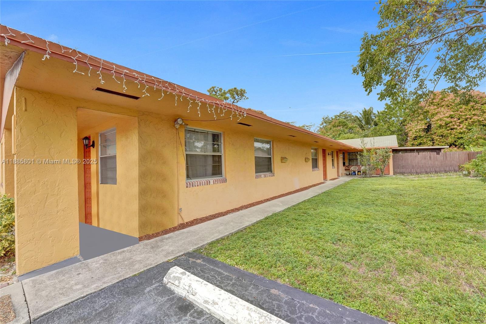   /  2894 sq. ft. $ 2025-09-27 0 Photo