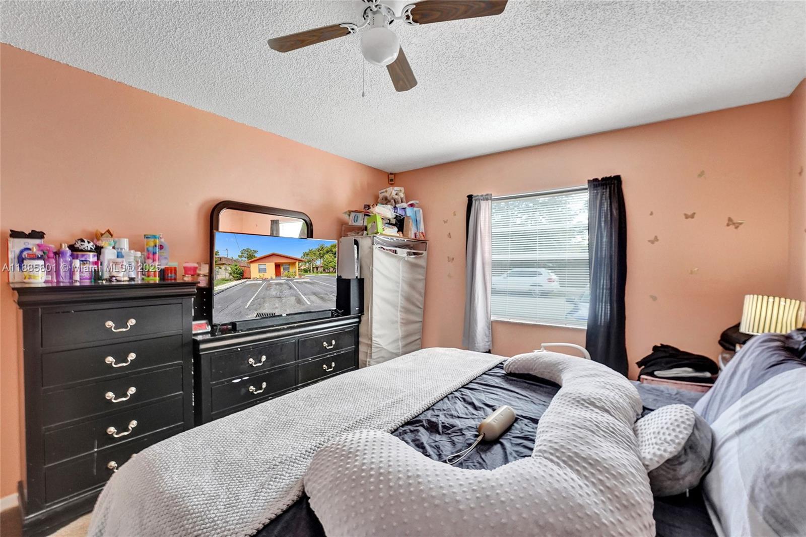   /  2894 sq. ft. $ 2025-09-27 0 Photo