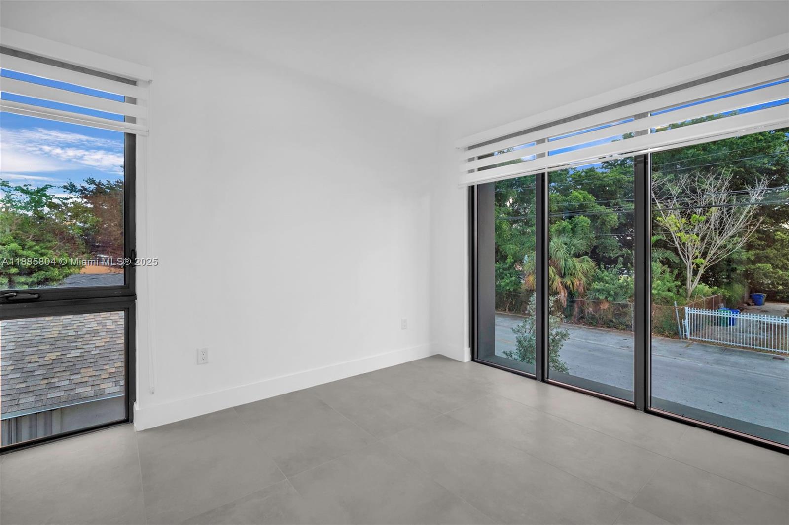   /  0 sq. ft. $ 2025-09-27 0 Photo