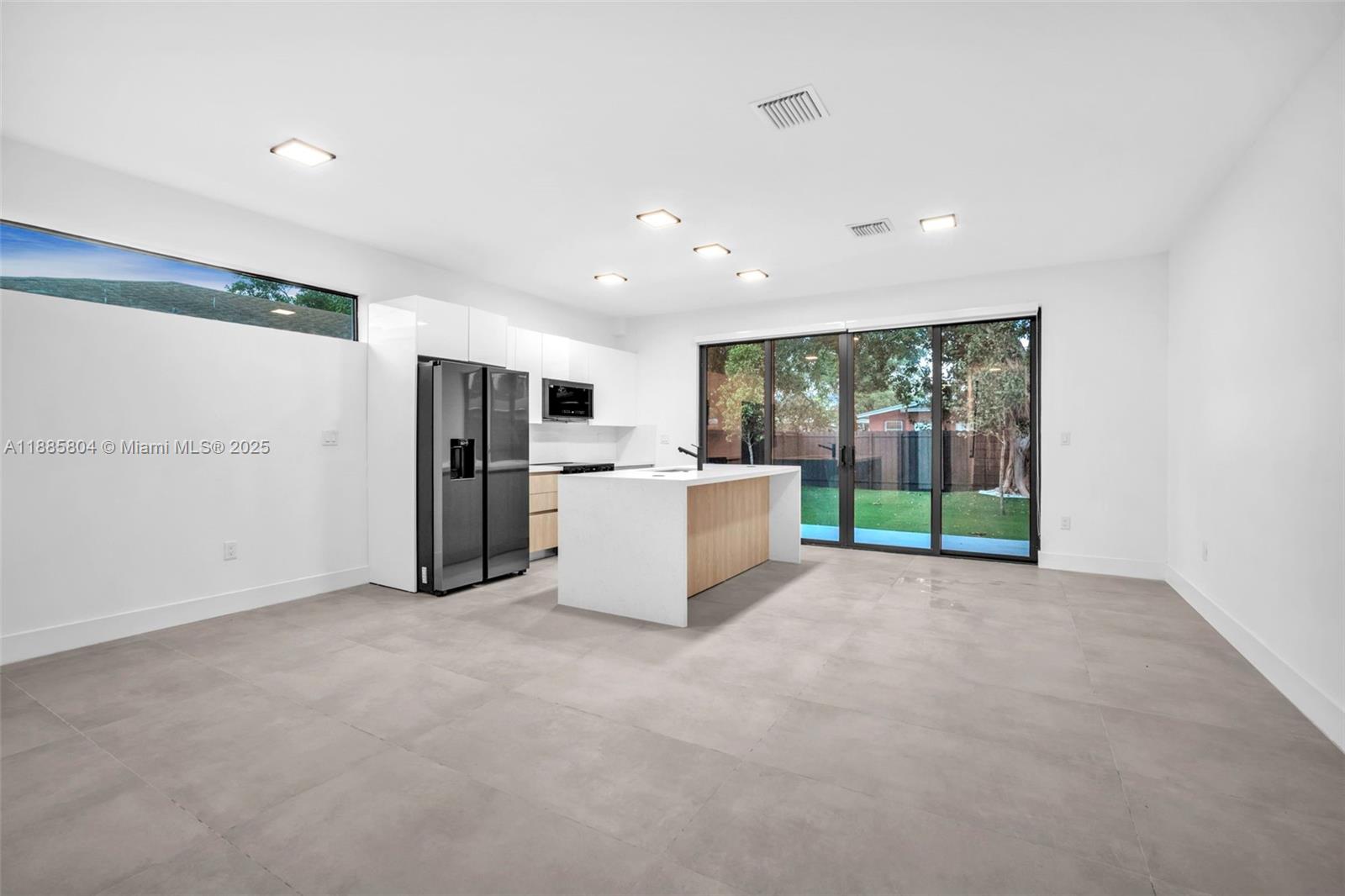   /  0 sq. ft. $ 2025-09-27 0 Photo