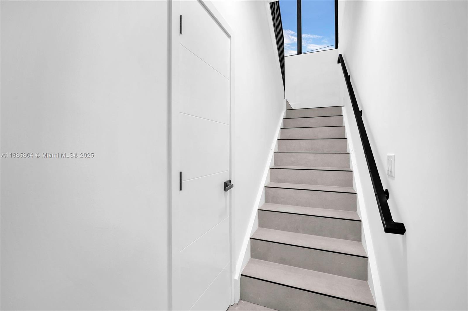   /  0 sq. ft. $ 2025-09-27 0 Photo