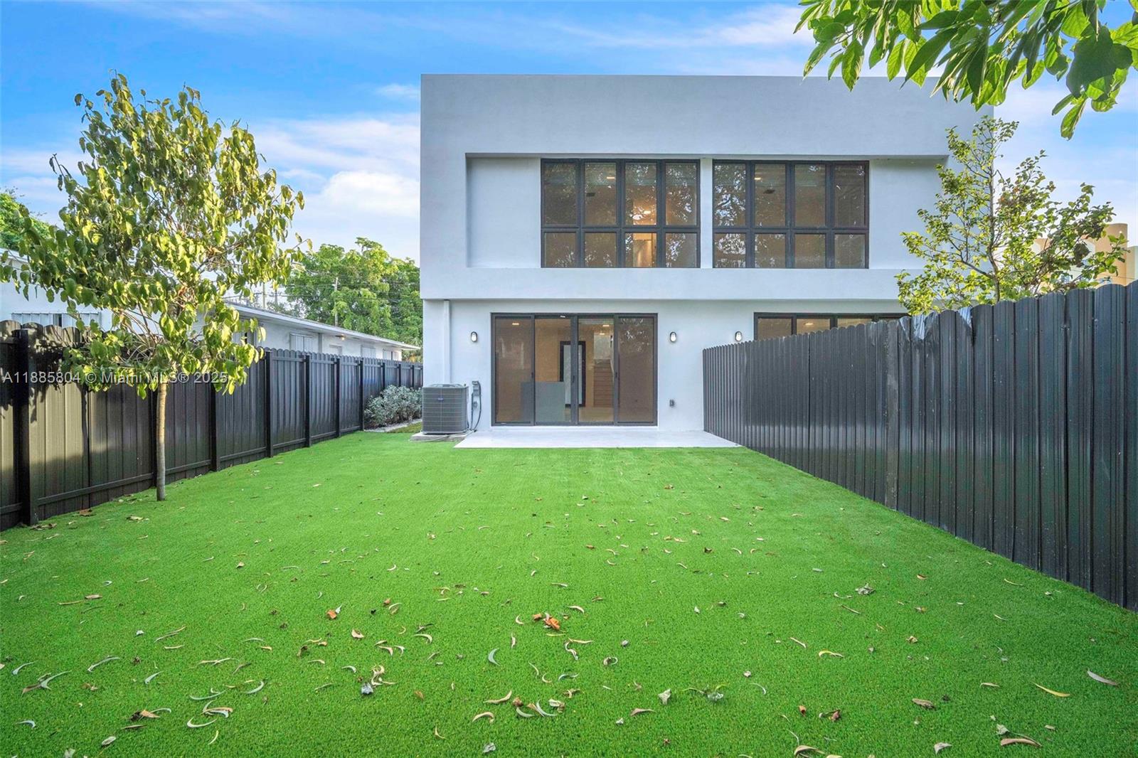   /  0 sq. ft. $ 2025-09-27 0 Photo