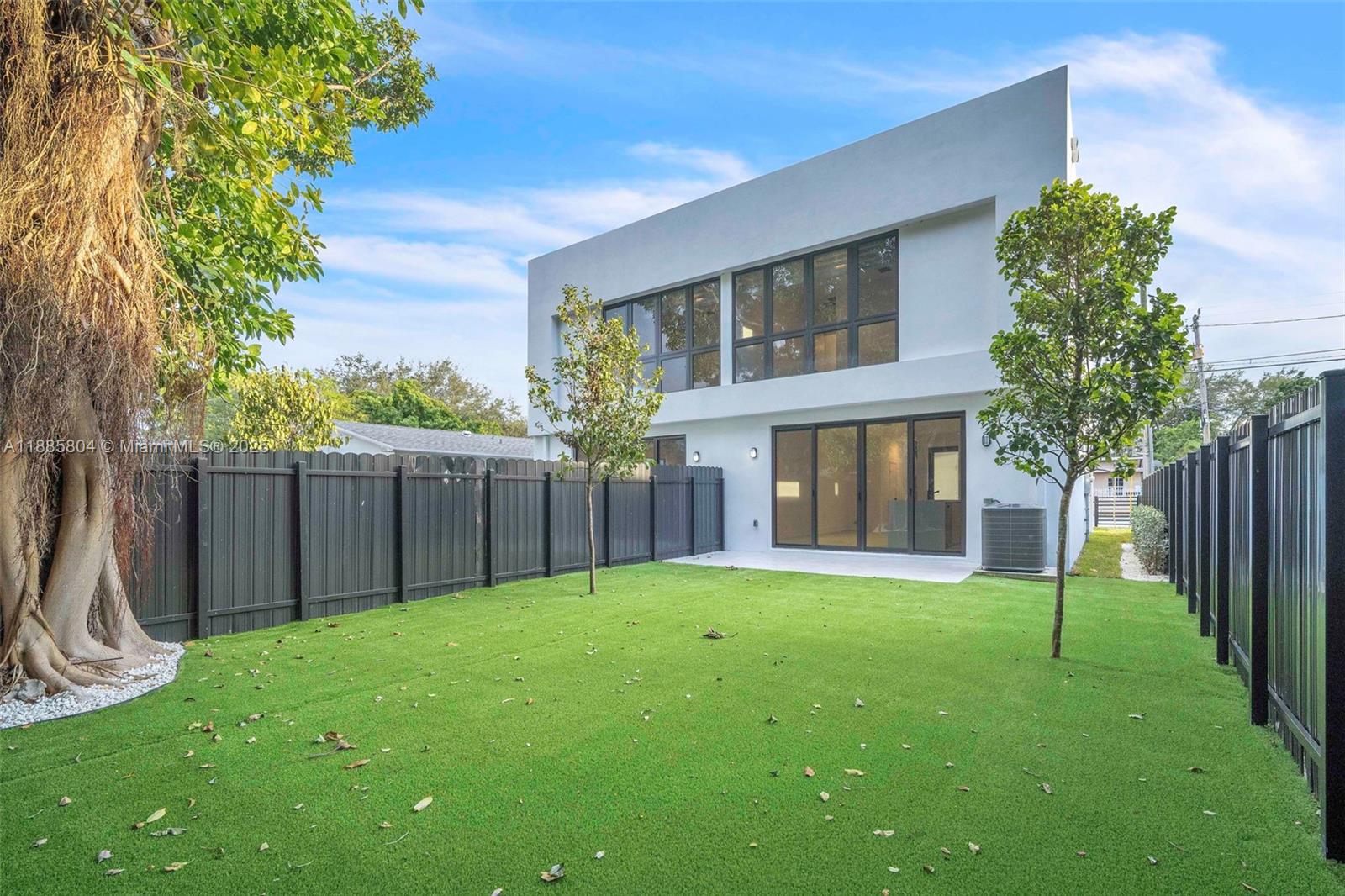   /  0 sq. ft. $ 2025-09-27 0 Photo