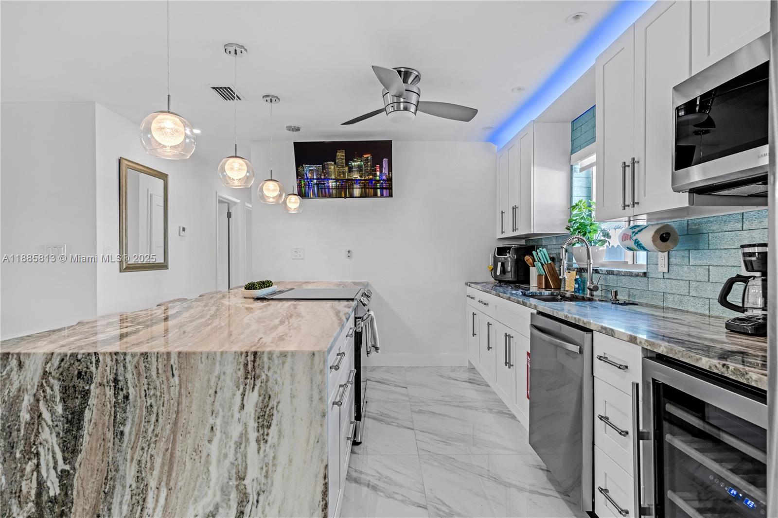 1730 3 / 2 1200 sq. ft. $ 2025-09-27 0 Photo