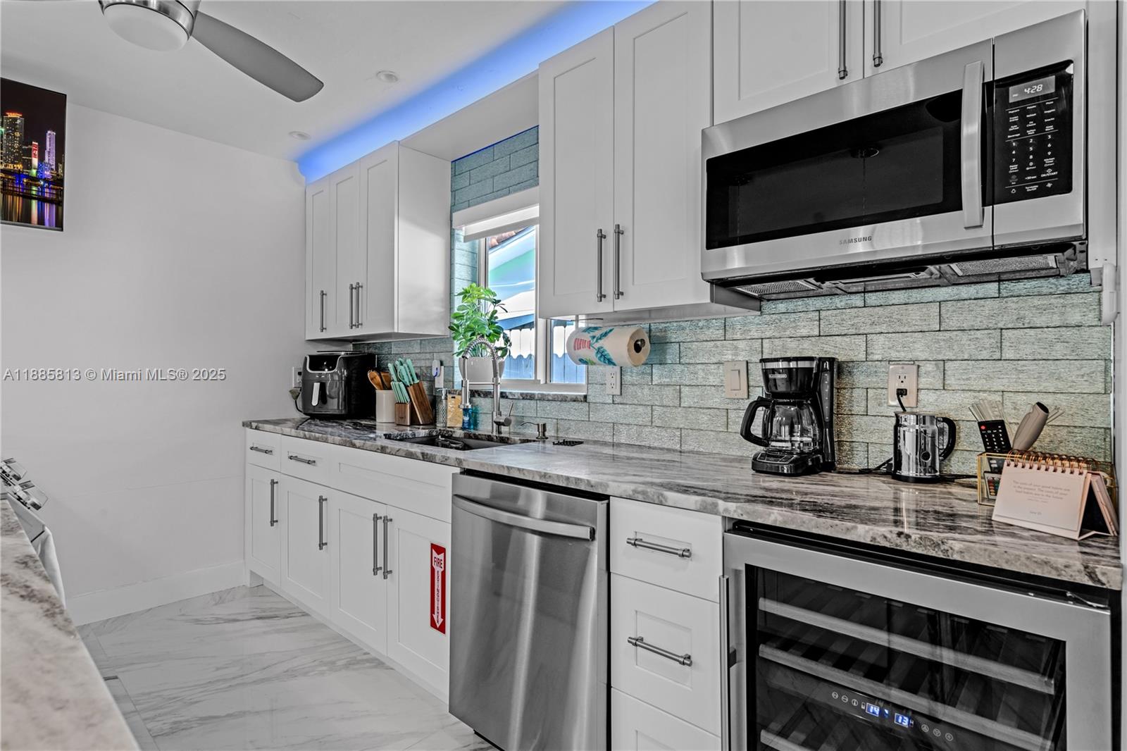 1730 3 / 2 1200 sq. ft. $ 2025-09-27 0 Photo