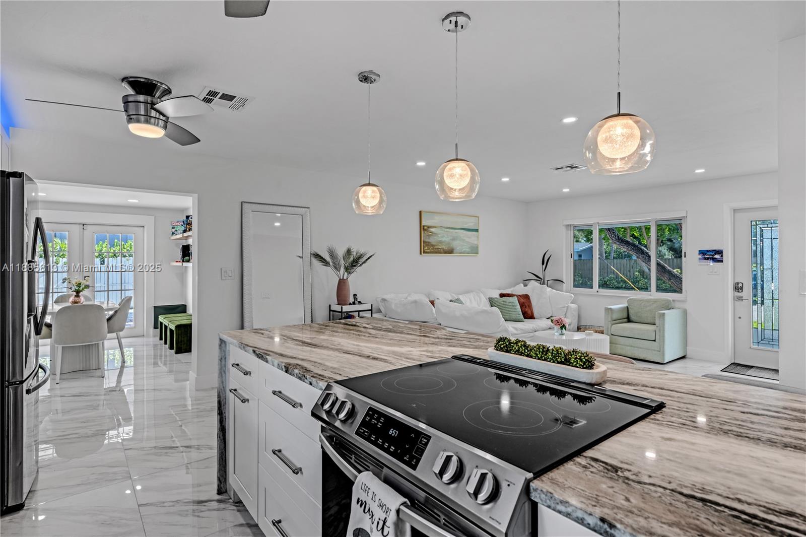 1730 3 / 2 1200 sq. ft. $ 2025-09-27 0 Photo
