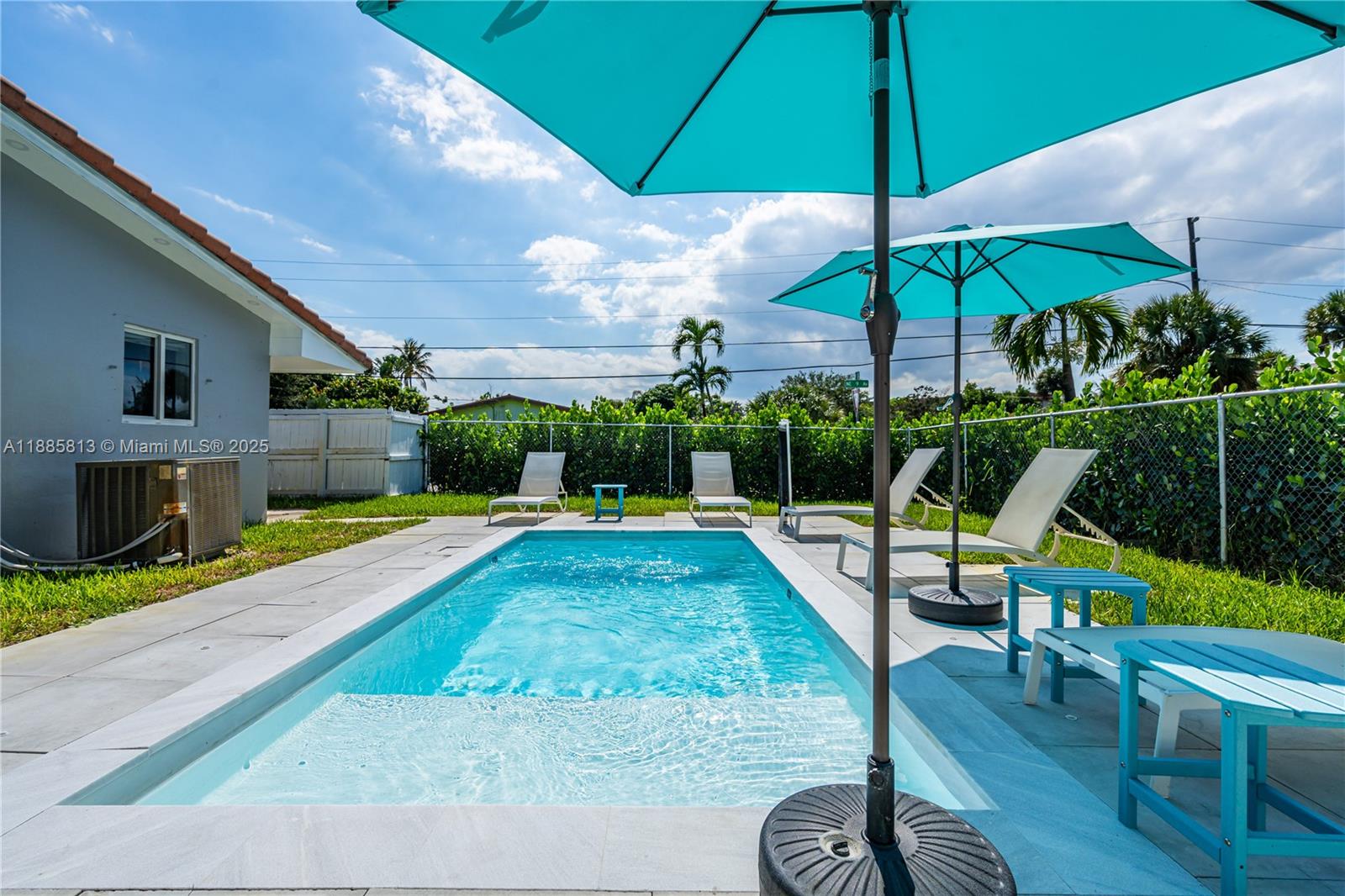 1730 3 / 2 1200 sq. ft. $ 2025-09-27 0 Photo