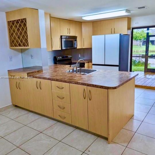 5164 2 / 2 1216 sq. ft. $ 2026-01-20 0 foto