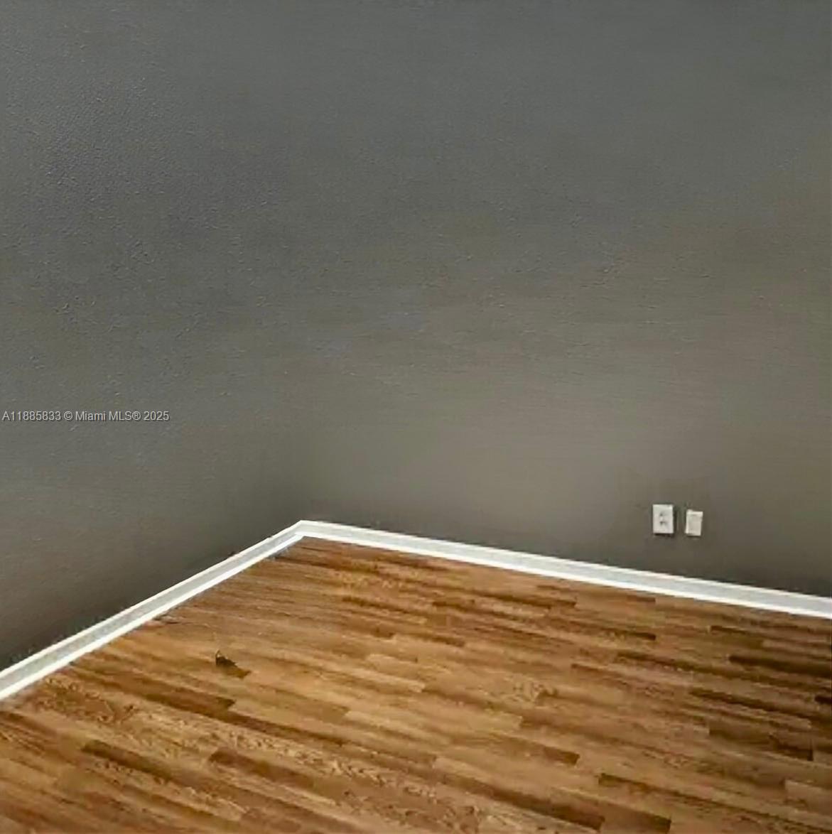 5164 2 / 2 1216 sq. ft. $ 2026-01-20 0 foto