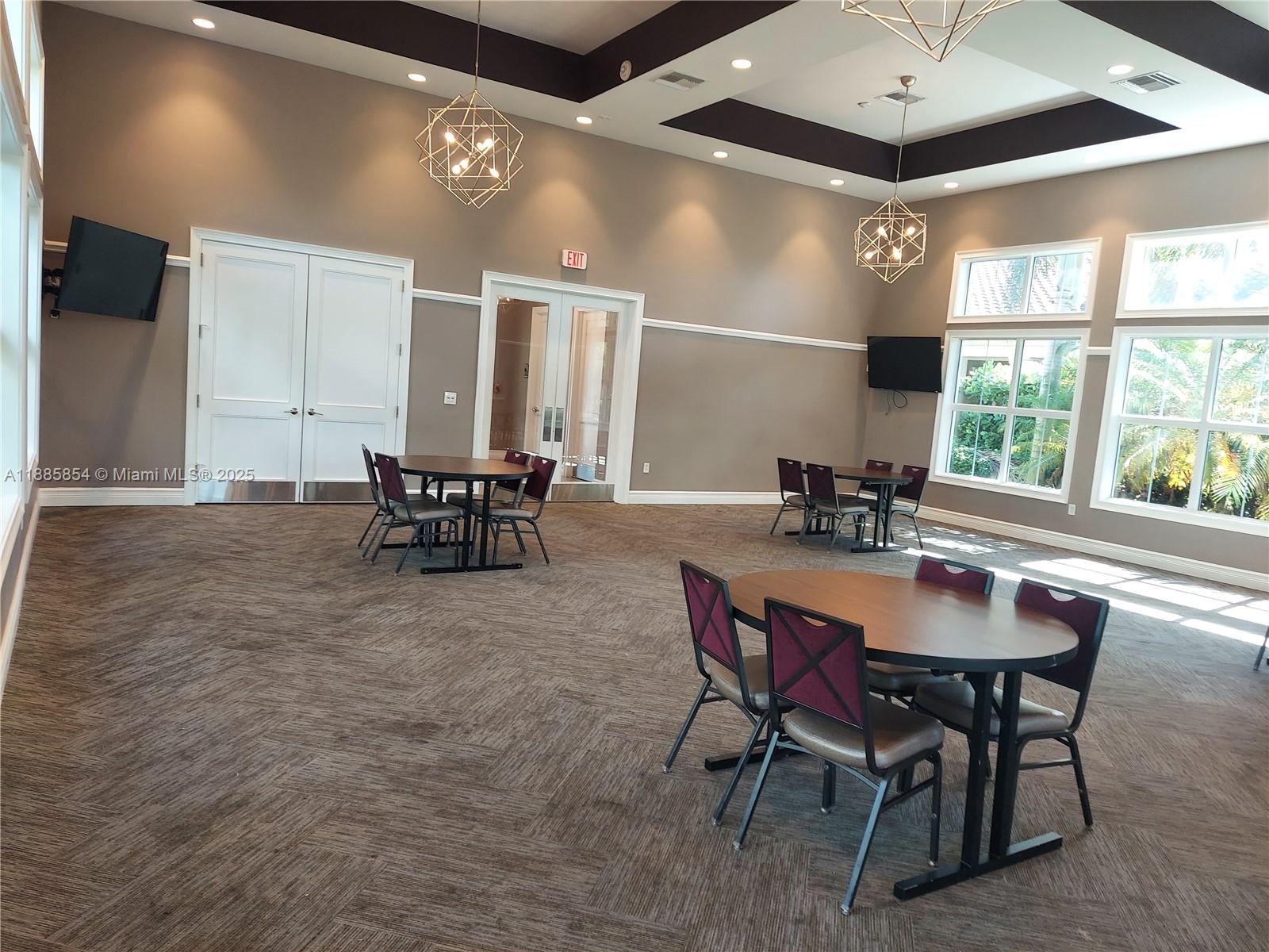 308 1 / 2 844 sq. ft. $ 2025-09-27 0 Photo