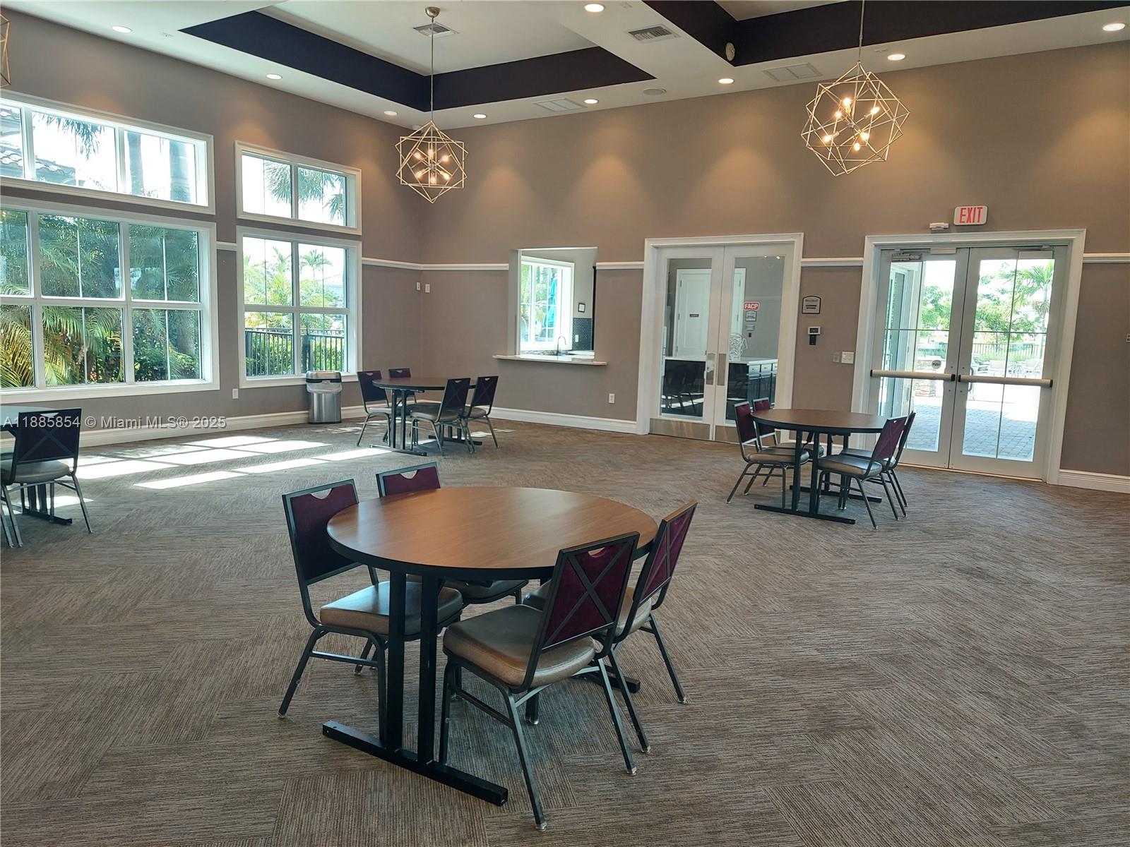 308 1 / 2 844 sq. ft. $ 2025-09-27 0 Photo