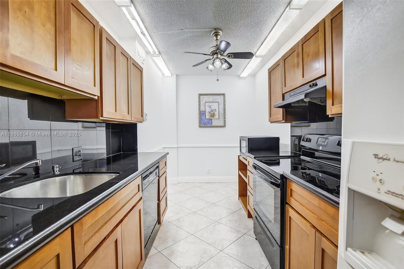 308 1 / 2 844 sq. ft. $ 2025-09-27 0 Photo
