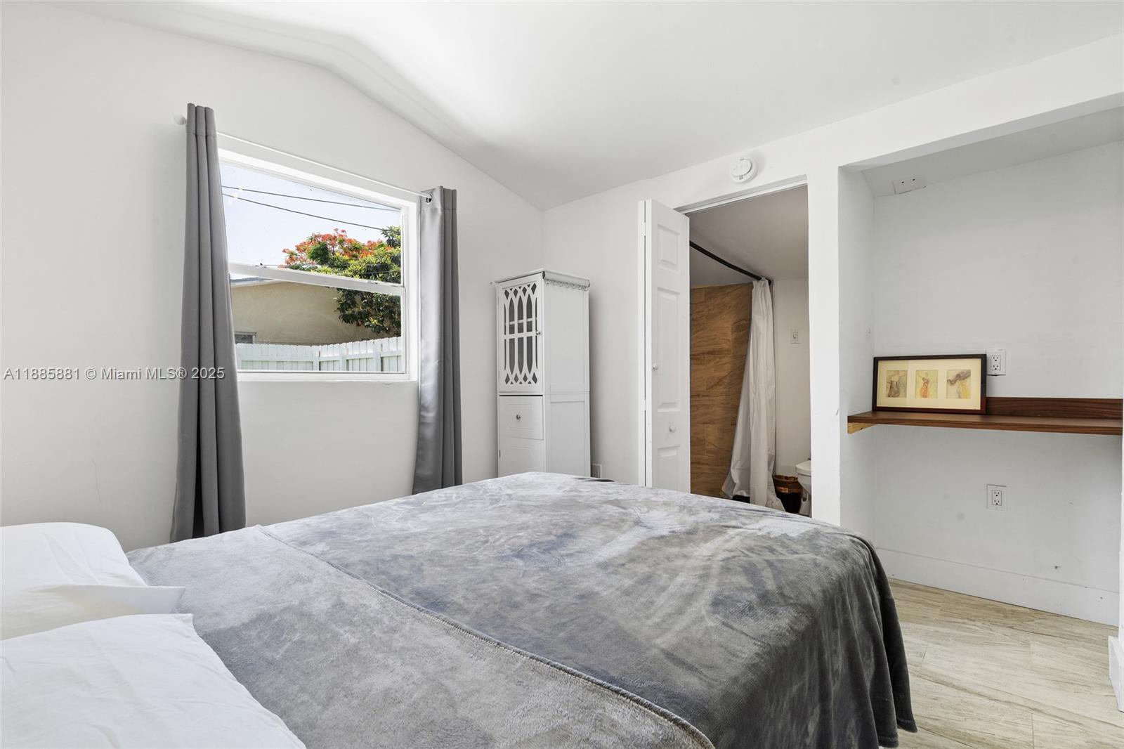   /  2174 sq. ft. $ 2025-09-27 0 Photo