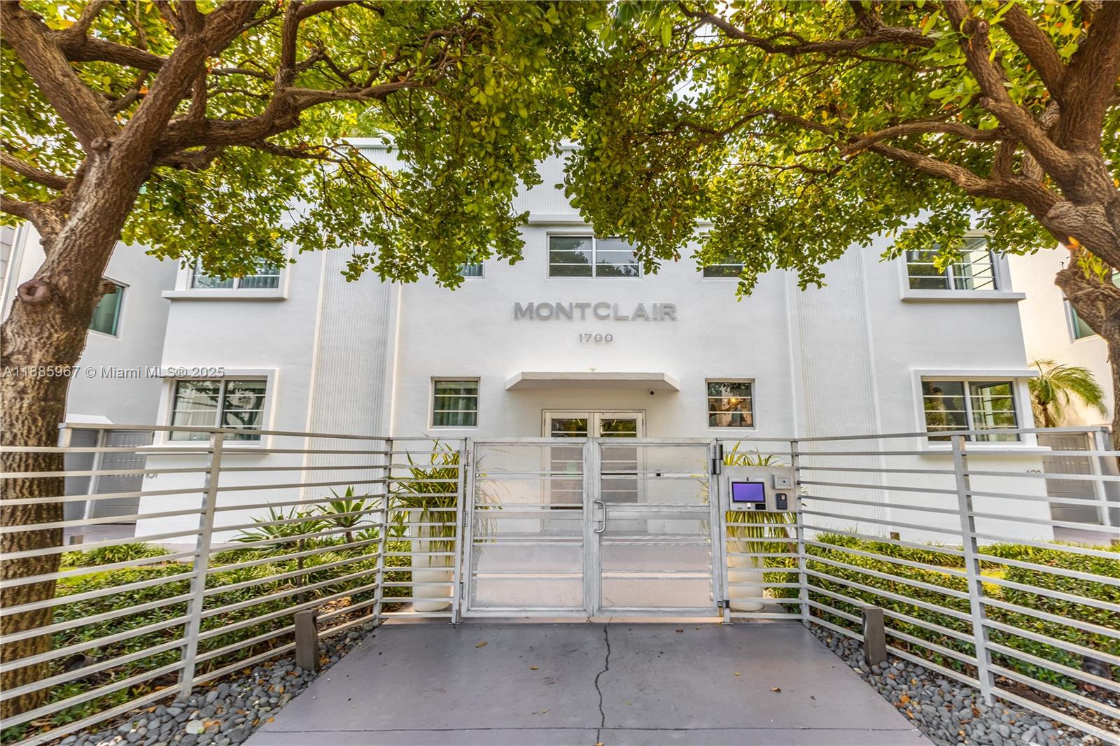 501 2 / 2 1014 sq. ft. $ 2025-09-27 0 Photo